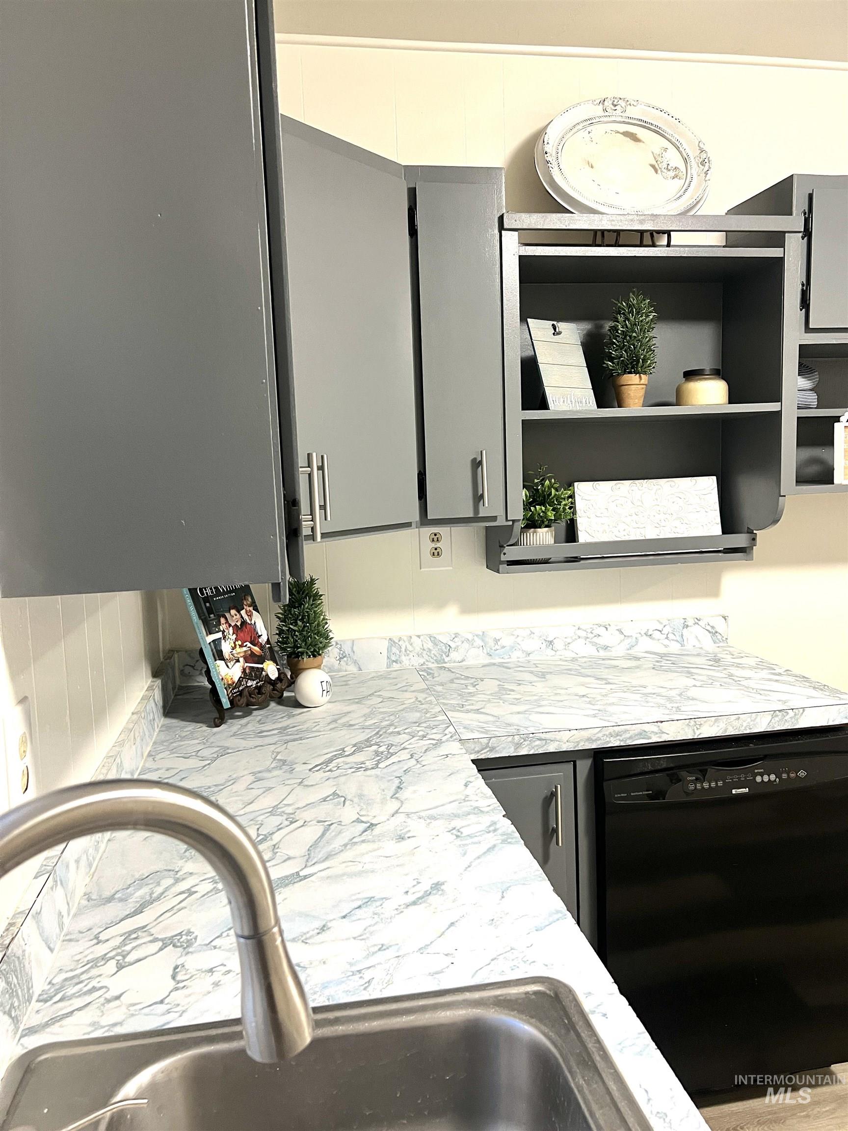 120 W Bannock, Richfield, Idaho 83349, 5 Bedrooms, 2 Bathrooms, Residential For Sale, Price $299,900,MLS 98970694