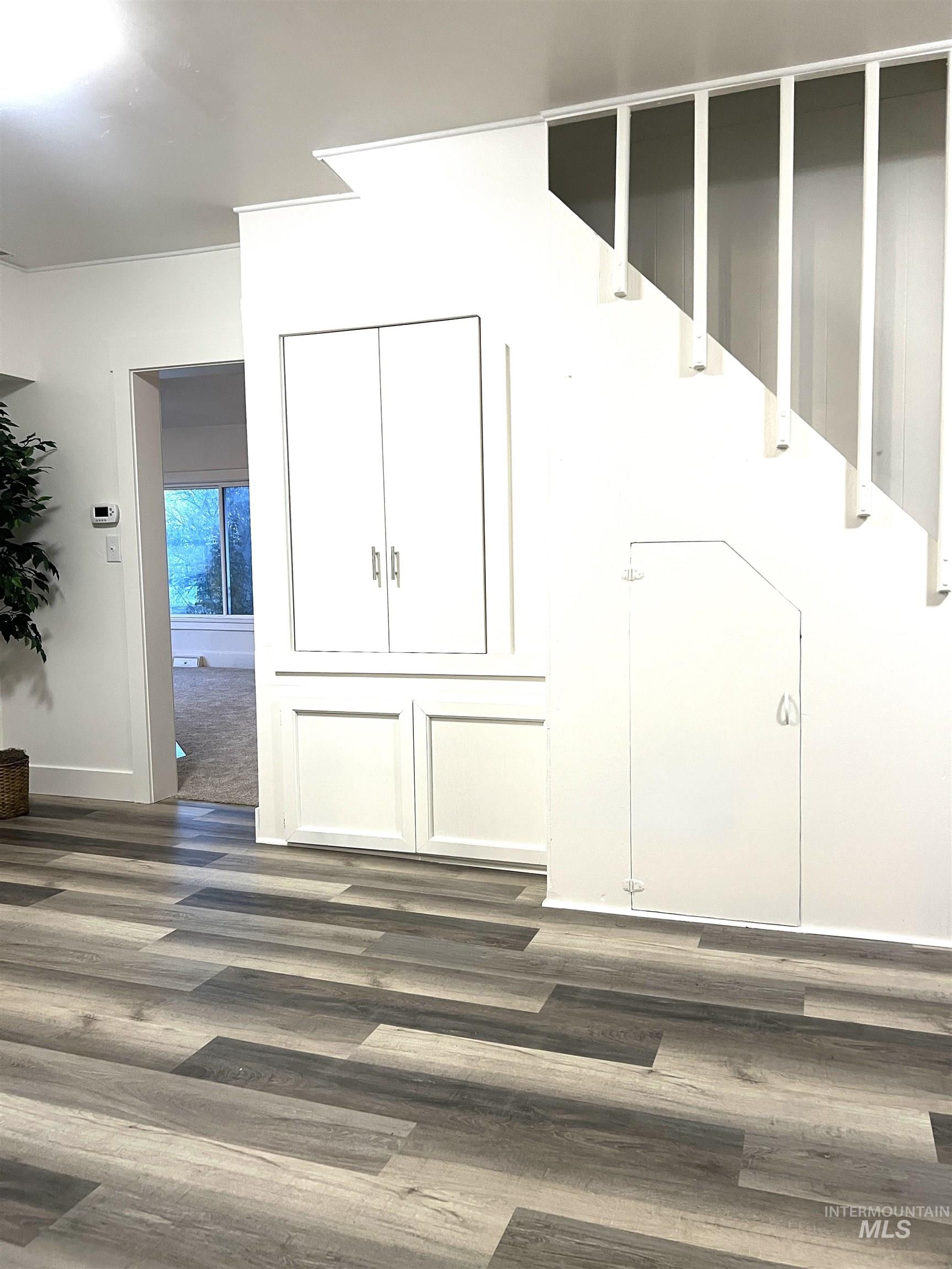 120 W Bannock, Richfield, Idaho 83349, 5 Bedrooms, 2 Bathrooms, Residential For Sale, Price $299,900,MLS 98970694