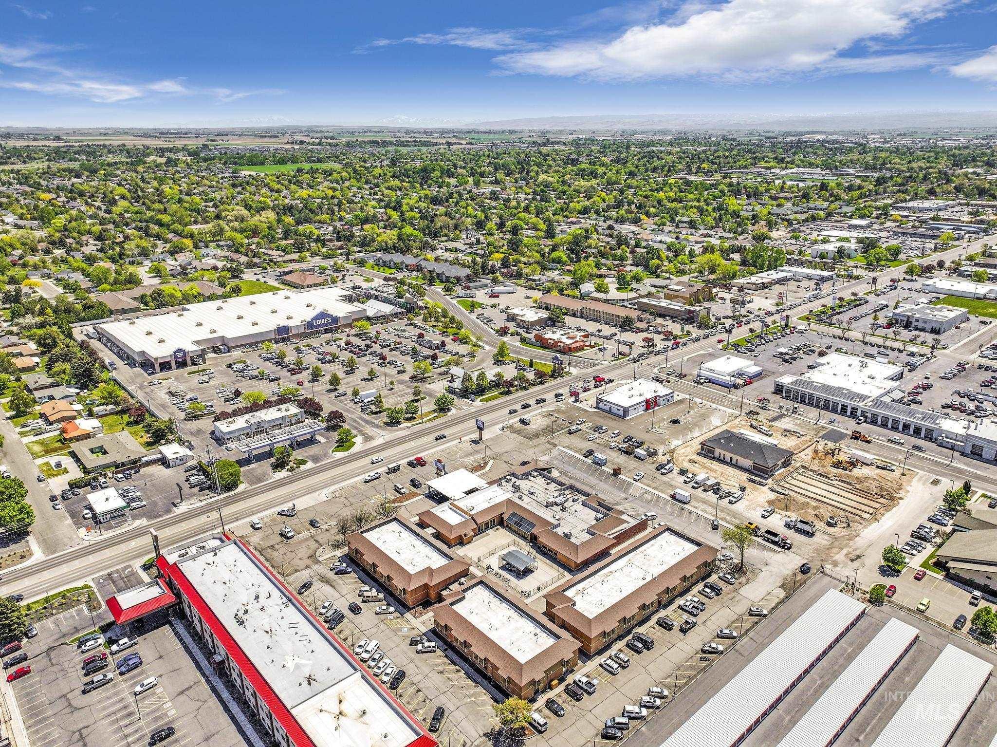 1351 Blue Lakes Blvd, Twin Falls, Idaho 83301, 3 Rooms, Business/Commercial For Sale, Price $39,000,MLS 98970696