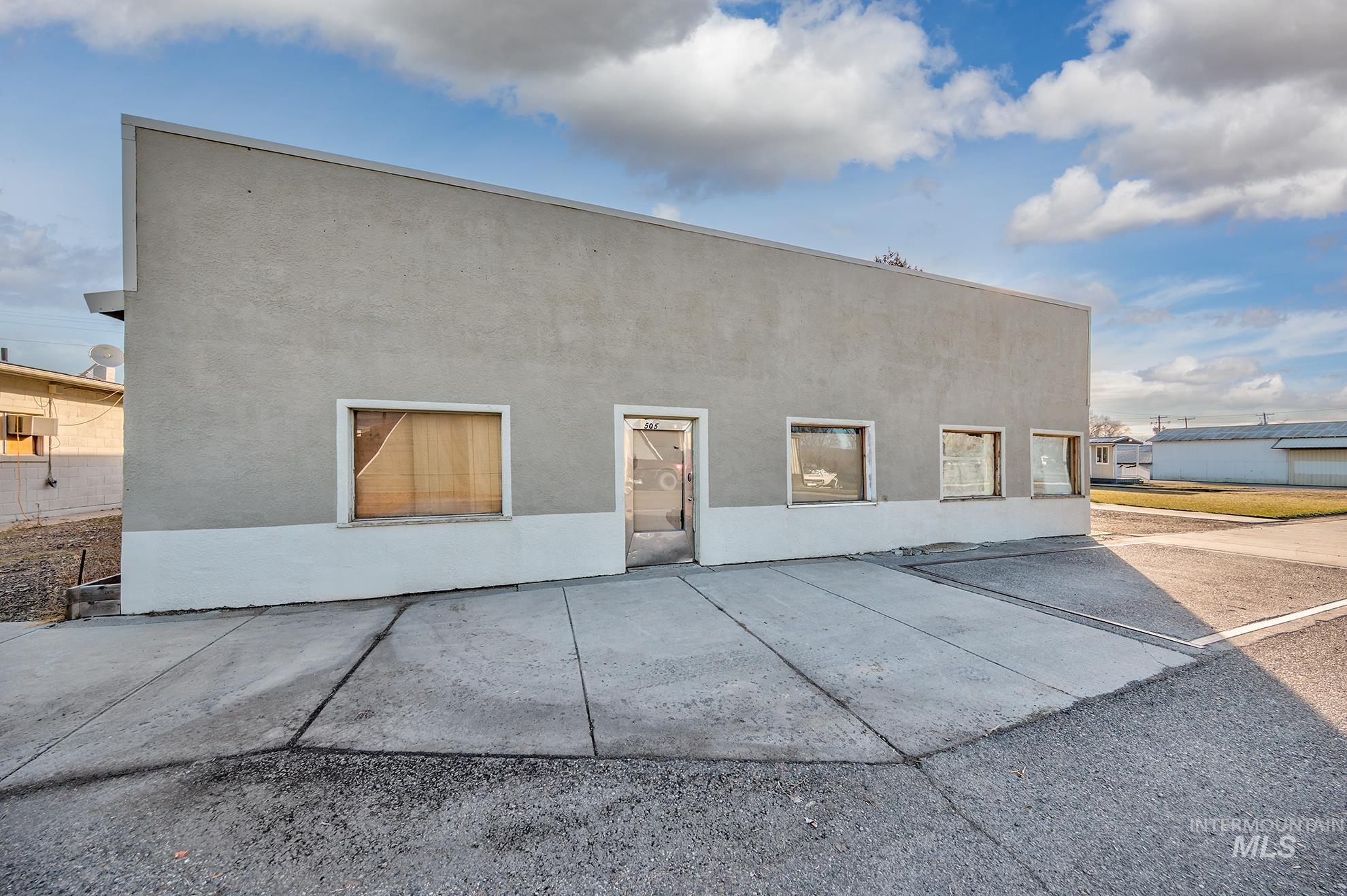 505 & 509 1st Street, Adrian, Oregon 97901, 5 Rooms, Business/Commercial For Sale, Price $199,000, 98970697