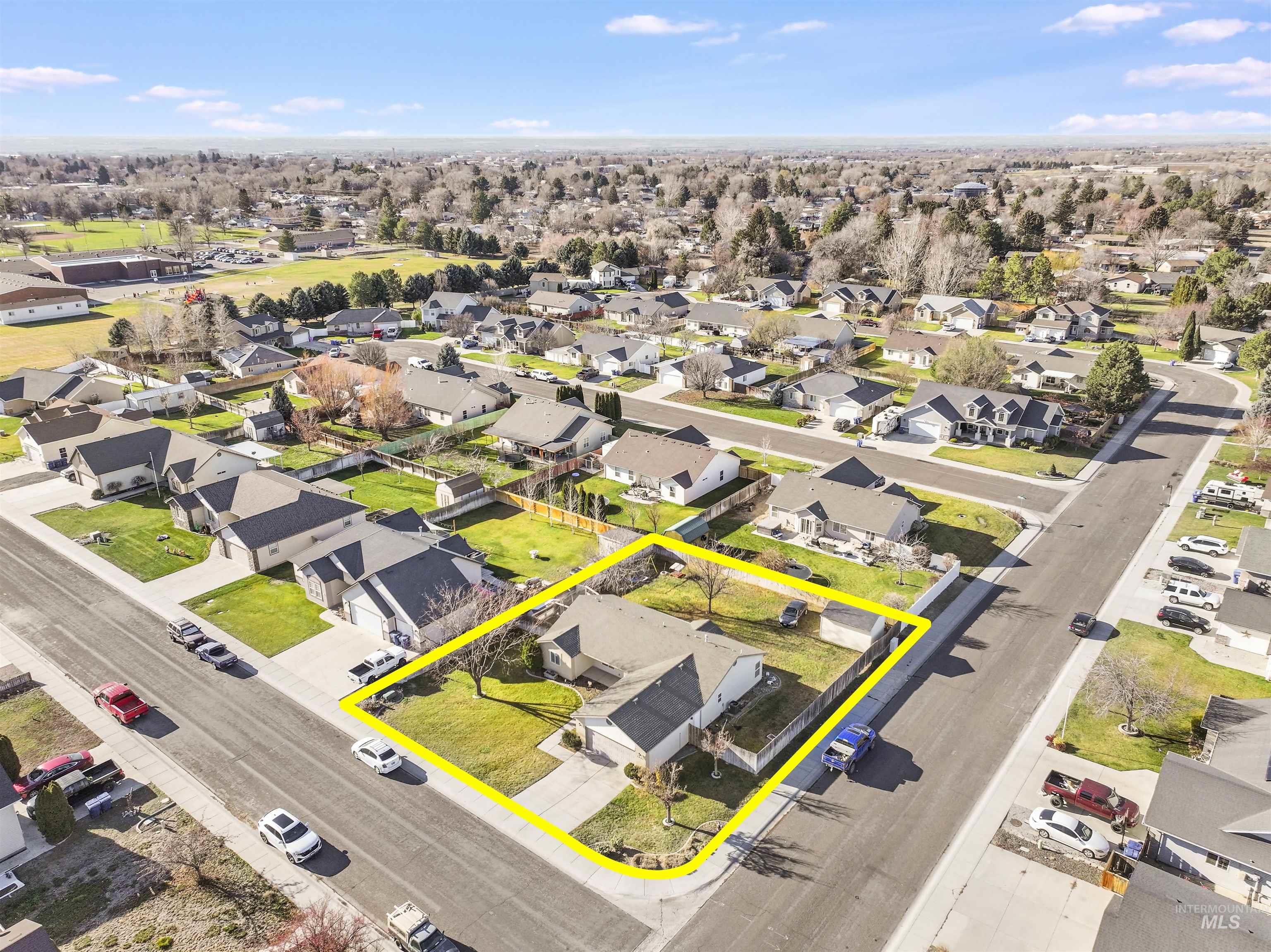 1461 Summer Place, Jerome, Idaho 83338, 3 Bedrooms, 2 Bathrooms, Residential For Sale, Price $350,000, 98970699