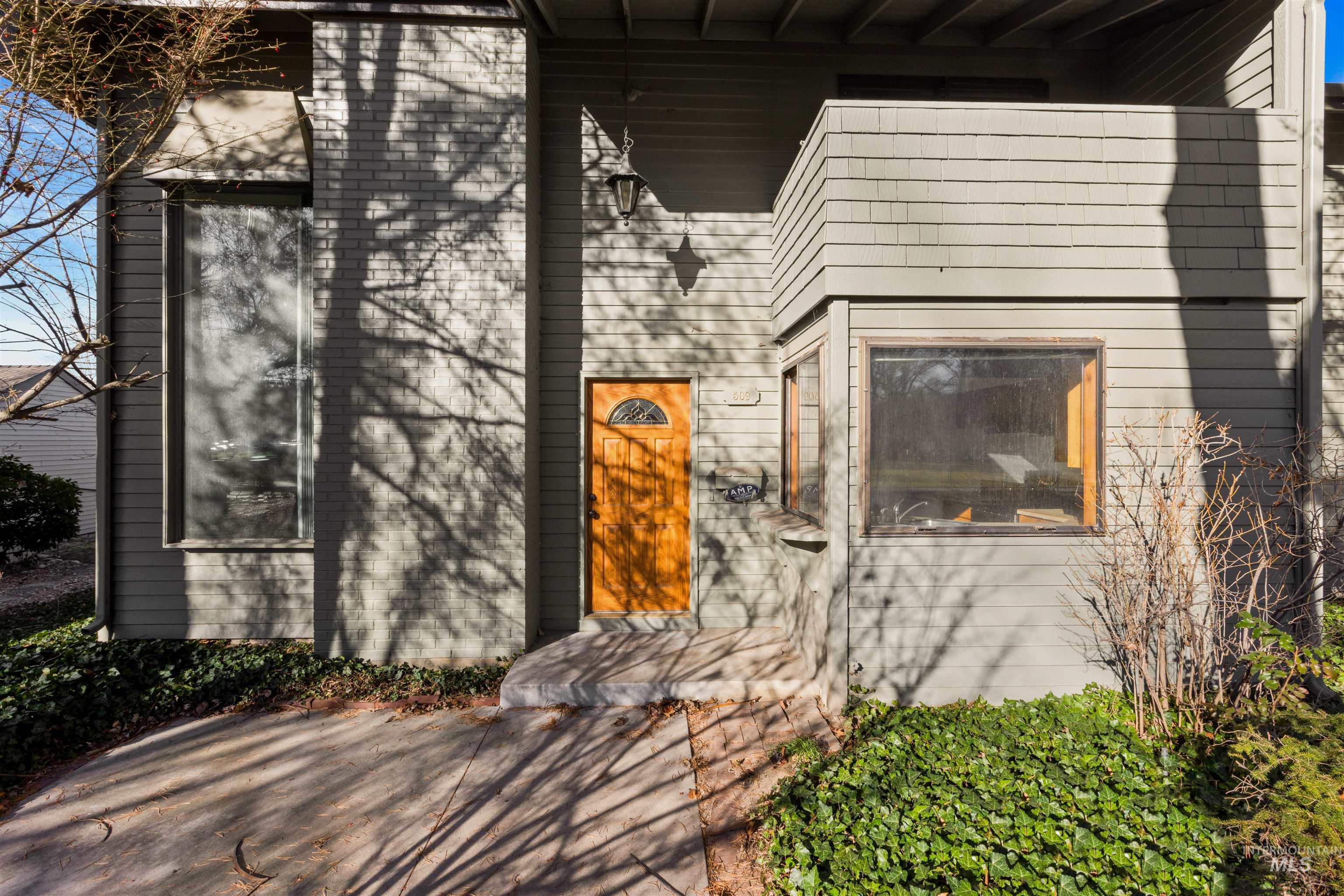 Entrance to property