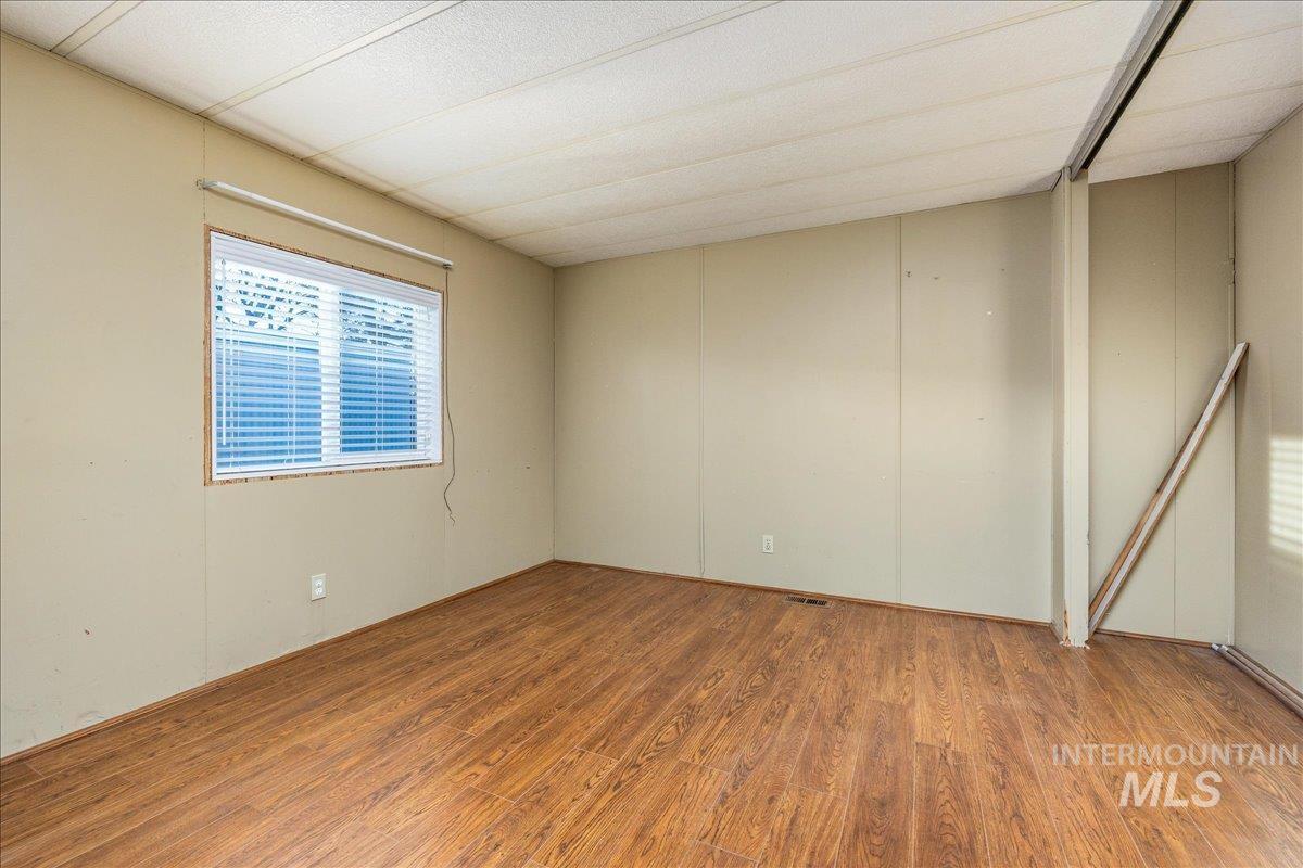 5209 W. Targee Street, Boise, Idaho 83705, 2 Bedrooms, 1 Bathroom, Residential For Sale, Price $55,000, 98970703