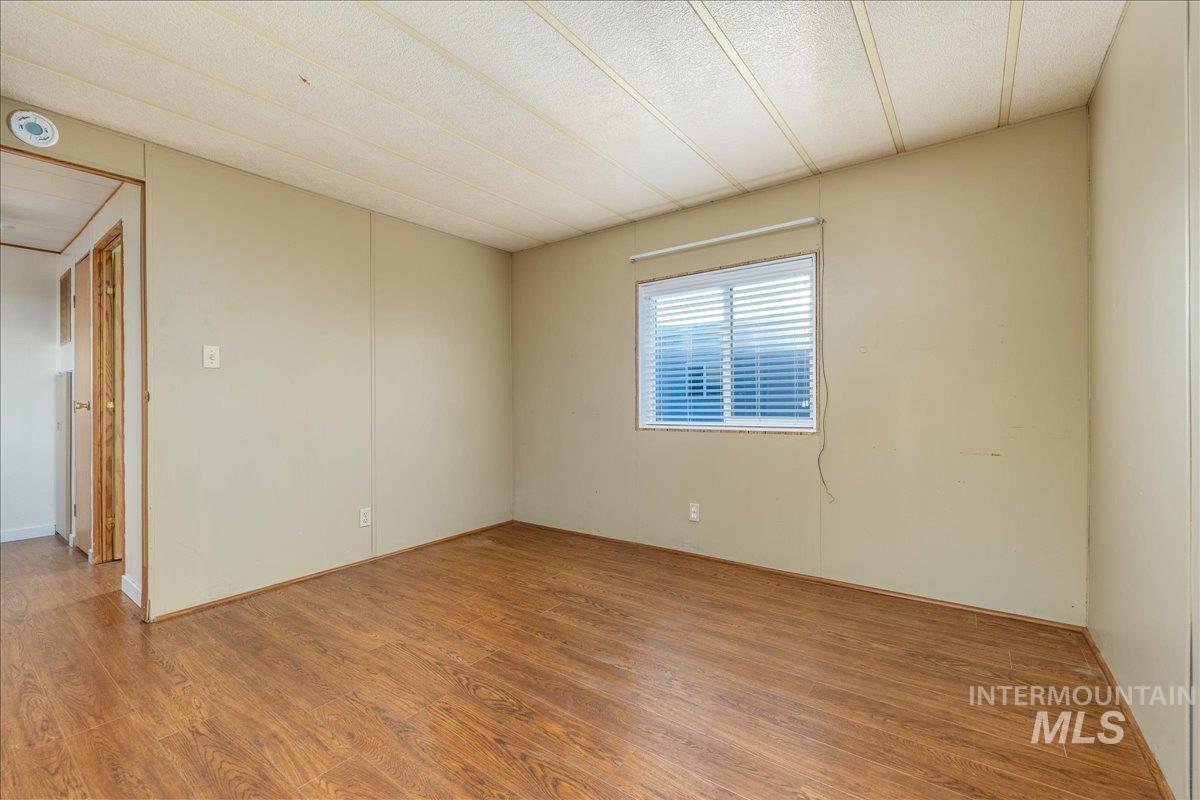 5209 W. Targee Street, Boise, Idaho 83705, 2 Bedrooms, 1 Bathroom, Residential For Sale, Price $55,000, 98970703