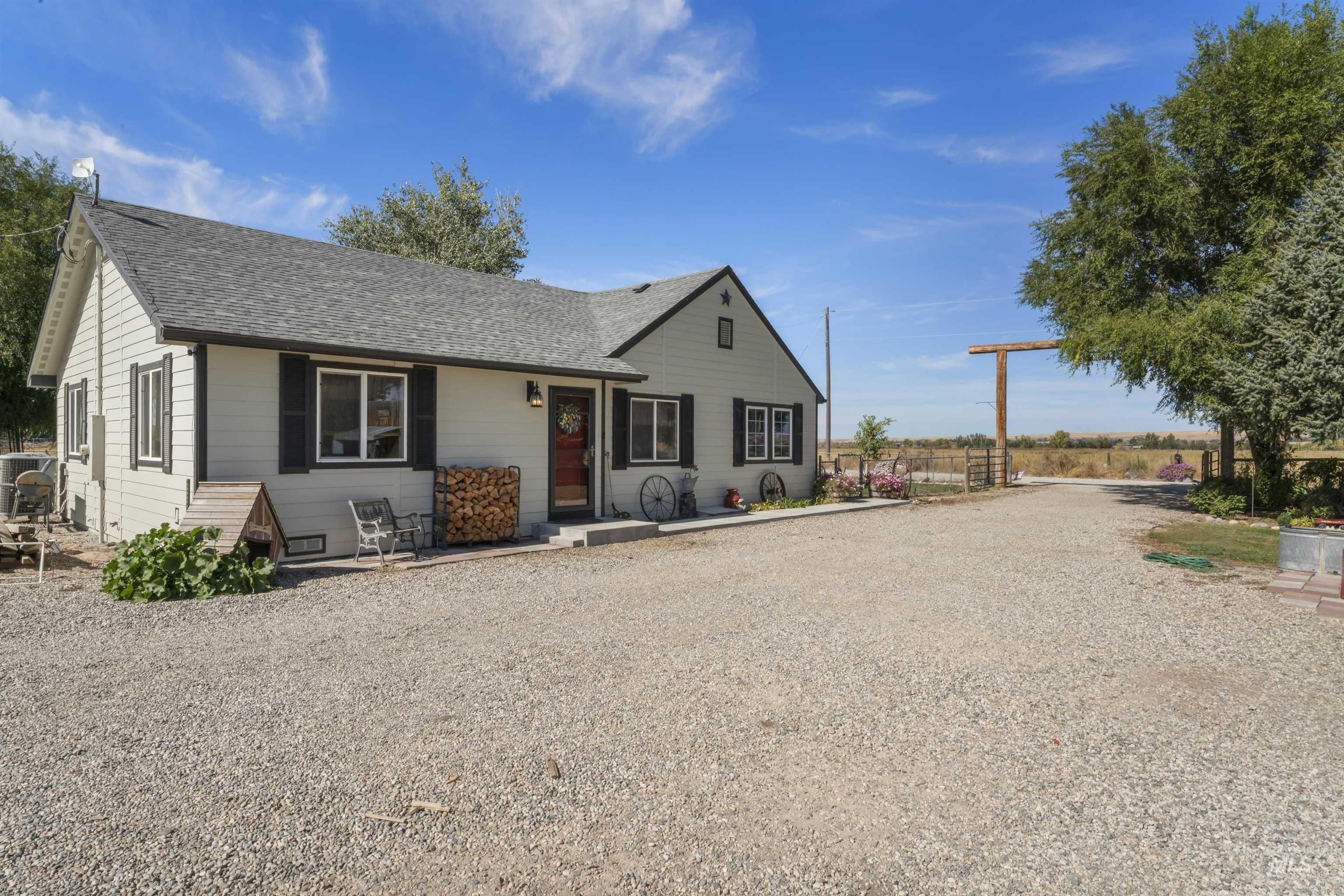 9221 Brill Road, Emmett, Idaho 83617, 3 Bedrooms, 2 Bathrooms, Residential For Sale, Price $745,000, 98970705
