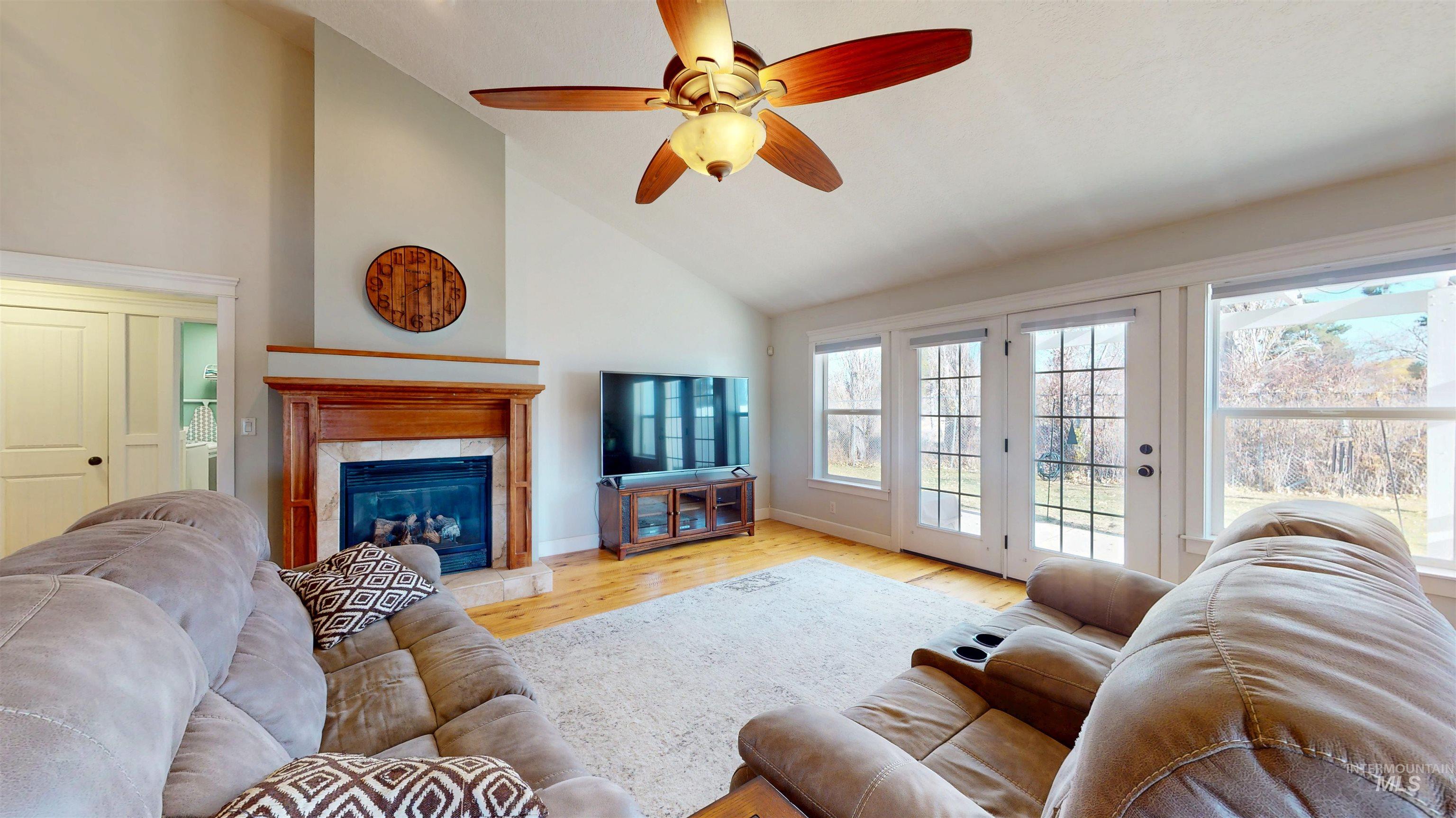 1111 Cole Street, Kimberly, Idaho 83341, 5 Bedrooms, 4 Bathrooms, Residential For Sale, Price $674,900,MLS 98970706