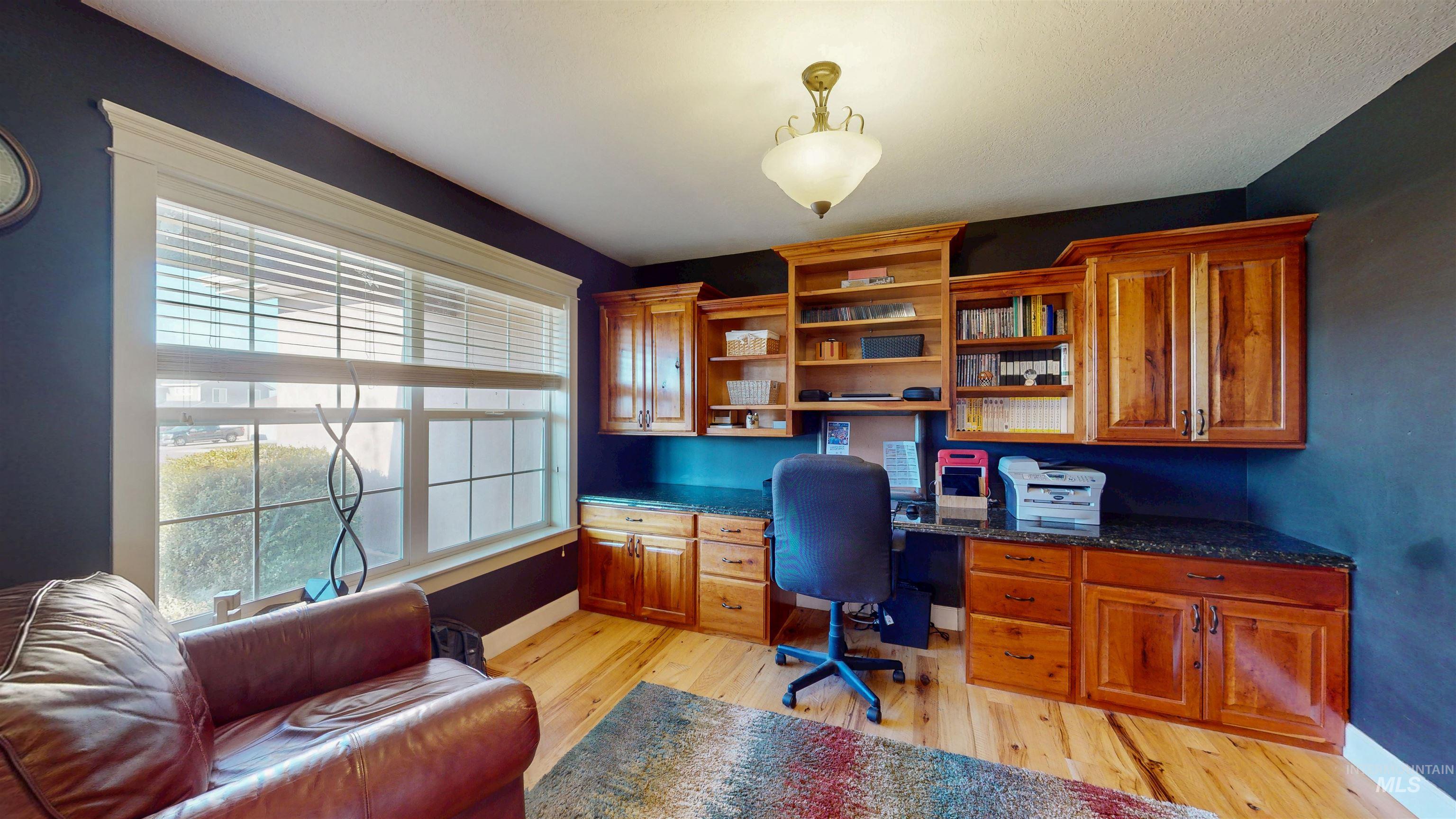 1111 Cole Street, Kimberly, Idaho 83341, 5 Bedrooms, 4 Bathrooms, Residential For Sale, Price $745,000, 98970706