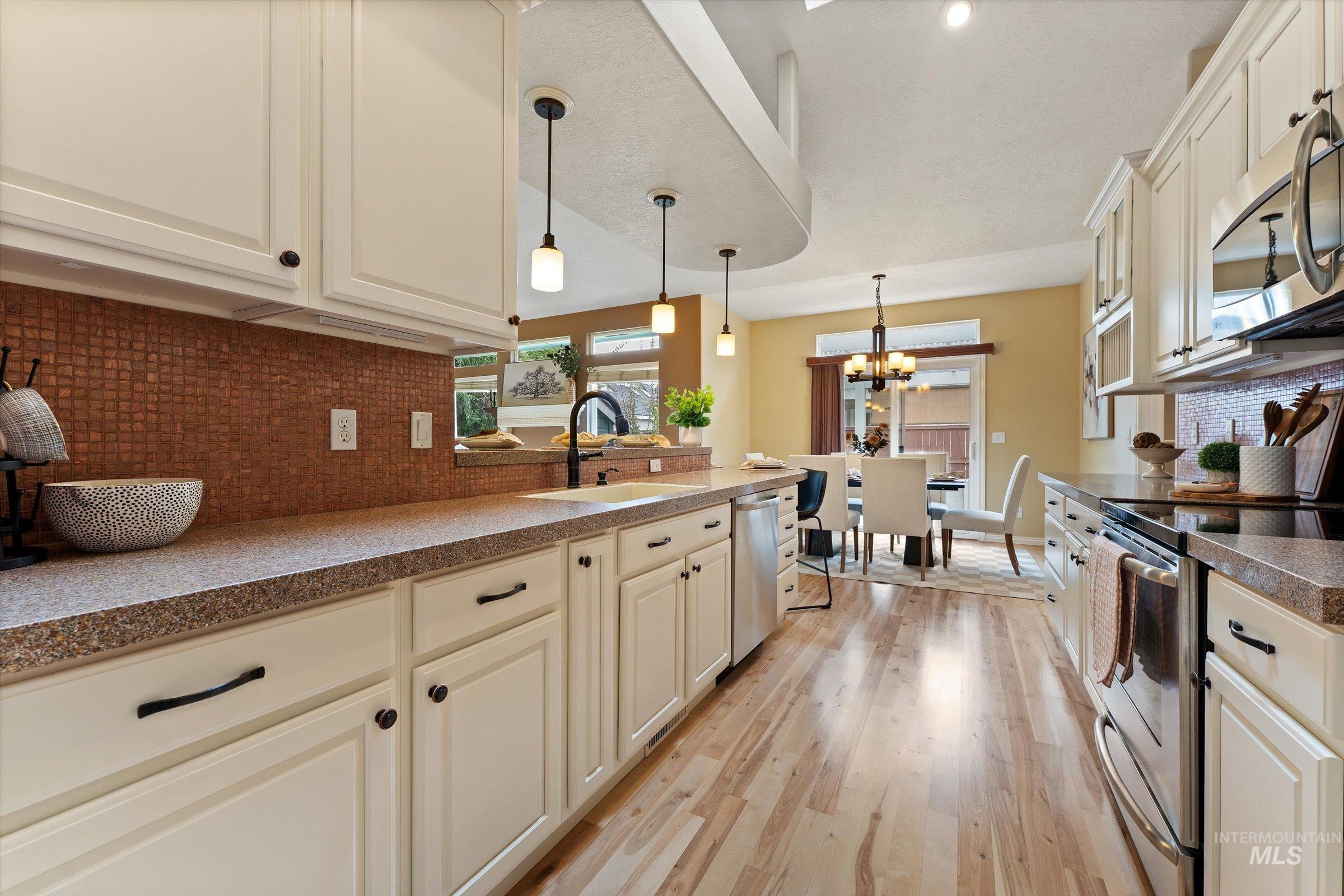 14469 W Guinness, Boise, Idaho 83713, 3 Bedrooms, 2.5 Bathrooms, Residential For Sale, Price $650,000, 98970707