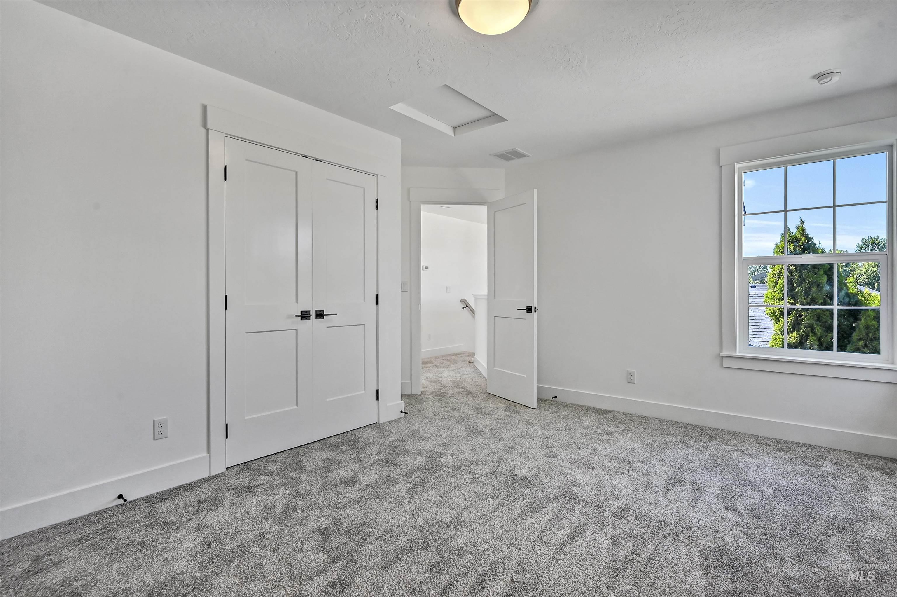 7604 N Ferris Ave, Boise, Idaho 83714, 3 Bedrooms, 2.5 Bathrooms, Residential For Sale, Price $565,900, 98970709