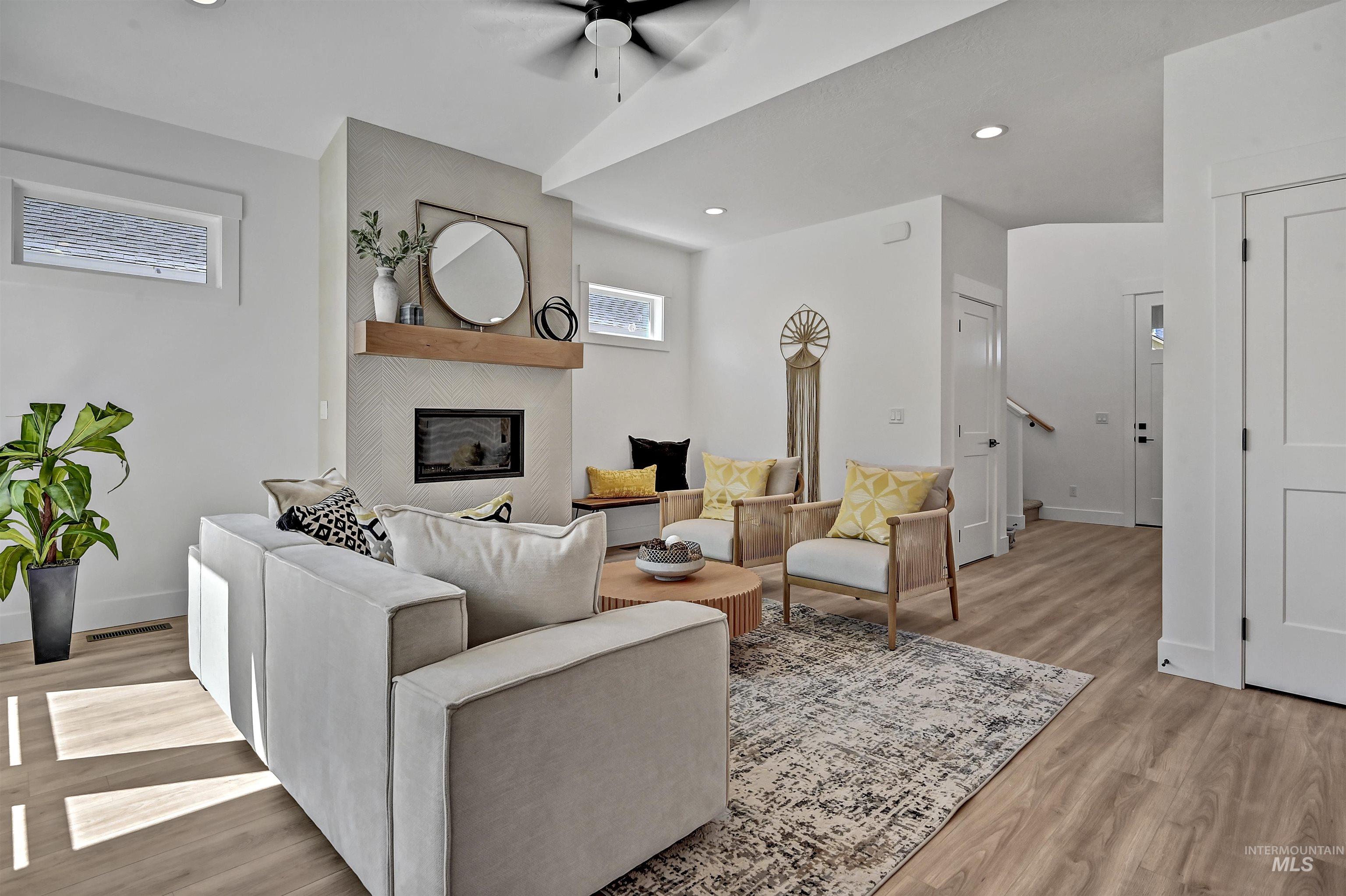 7604 N Ferris Ave, Boise, Idaho 83714, 3 Bedrooms, 2.5 Bathrooms, Residential For Sale, Price $565,900, 98970709