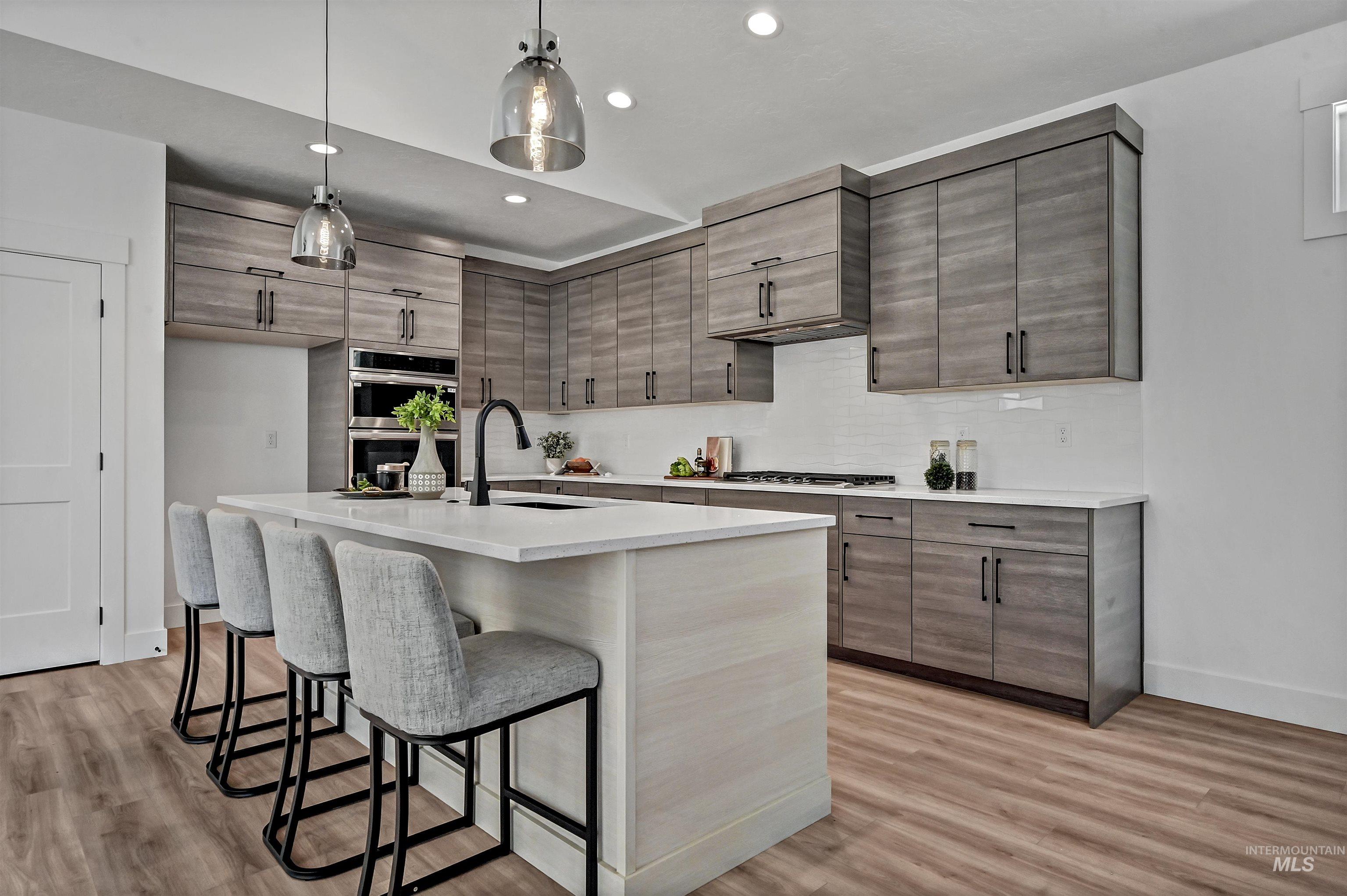 7604 N Ferris Ave, Boise, Idaho 83714, 3 Bedrooms, 2.5 Bathrooms, Residential For Sale, Price $565,900, 98970709