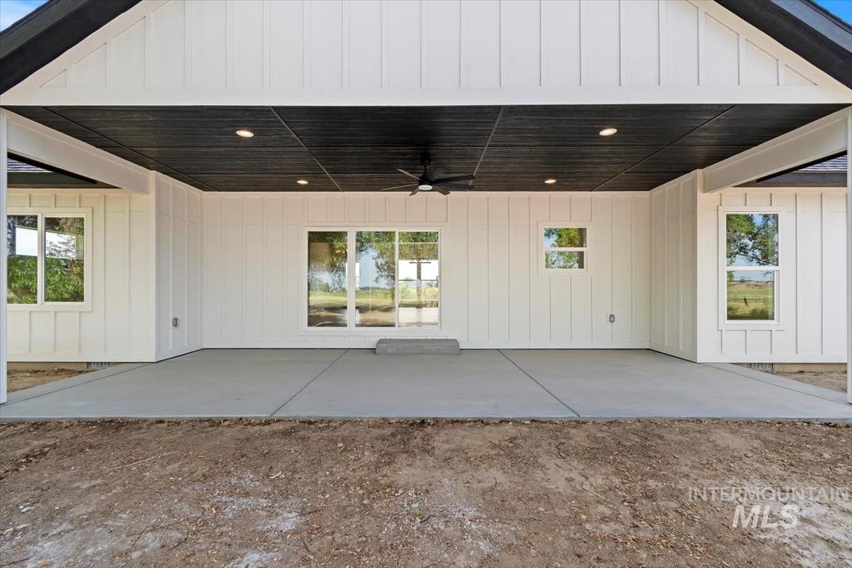 4695 County Line Rd, New Plymouth, Idaho 83655, 3 Bedrooms, 2 Bathrooms, Residential For Sale, Price $824,900, 98970720