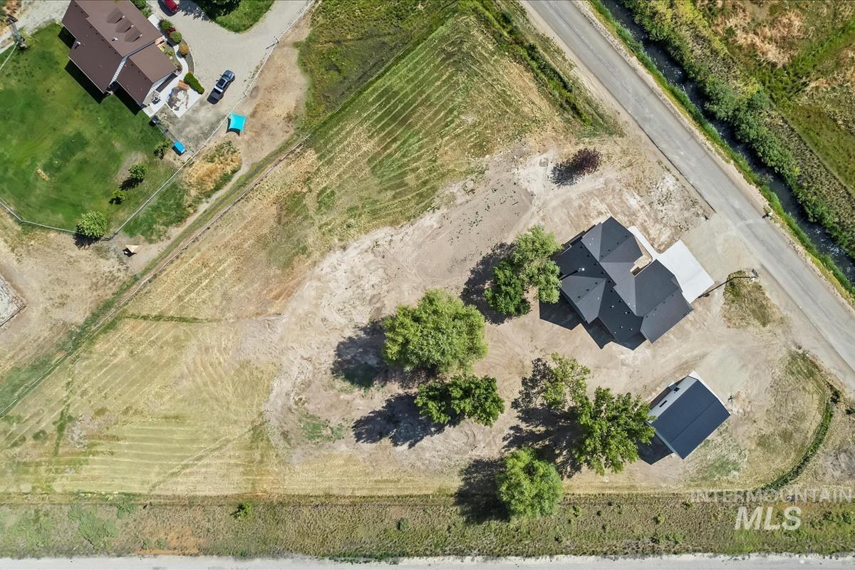 4695 County Line Rd, New Plymouth, Idaho 83655, 3 Bedrooms, 2 Bathrooms, Residential For Sale, Price $824,900, 98970720