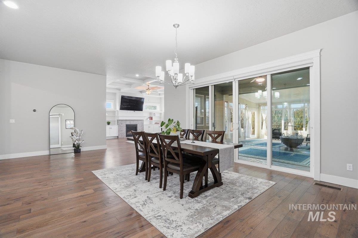 427 E Merino Street, Kuna, Idaho 83634, 4 Bedrooms, 2.5 Bathrooms, Residential For Sale, Price $815,000, 98970722