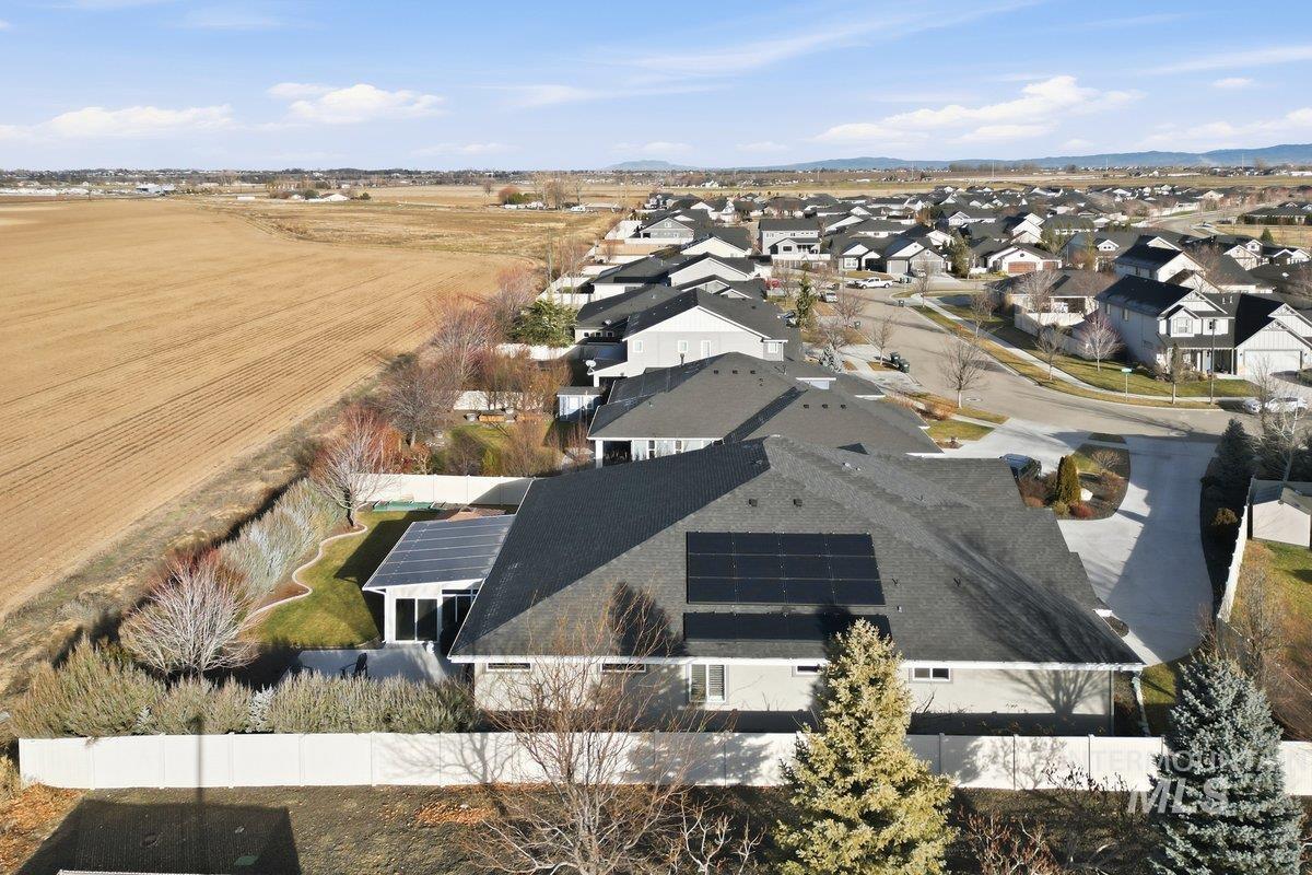 427 E Merino Street, Kuna, Idaho 83634, 4 Bedrooms, 2.5 Bathrooms, Residential For Sale, Price $815,000, 98970722