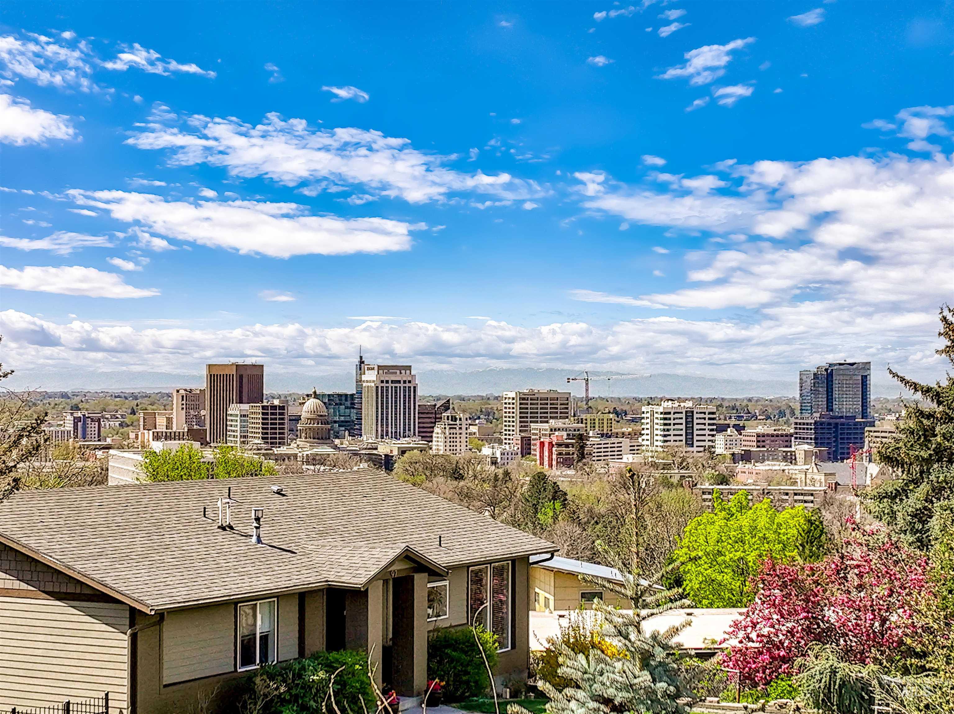 92 W Horizon Dr, Boise, Idaho 83702, 3 Bedrooms, 2 Bathrooms, Residential For Sale, Price $919,900, 98970725