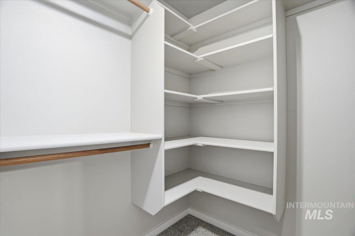 1012 NW 24th St, Fruitland, Idaho 83619-0000, 3 Bedrooms, 2 Bathrooms, Residential For Sale, Price $379,000,MLS 98970734