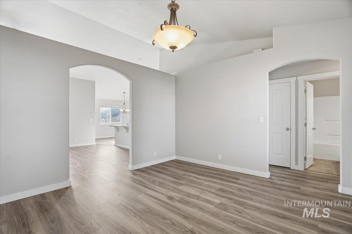 1012 NW 24th St, Fruitland, Idaho 83619-0000, 3 Bedrooms, 2 Bathrooms, Residential For Sale, Price $379,000,MLS 98970734