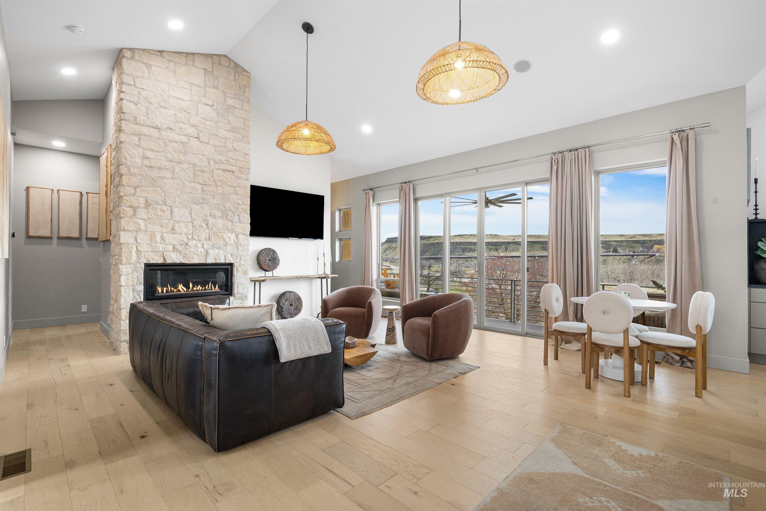 5793 S Brian Way, Boise, Idaho 83716-8850, 3 Bedrooms, 3.5 Bathrooms, Residential For Sale, Price $1,250,000,MLS 98970740