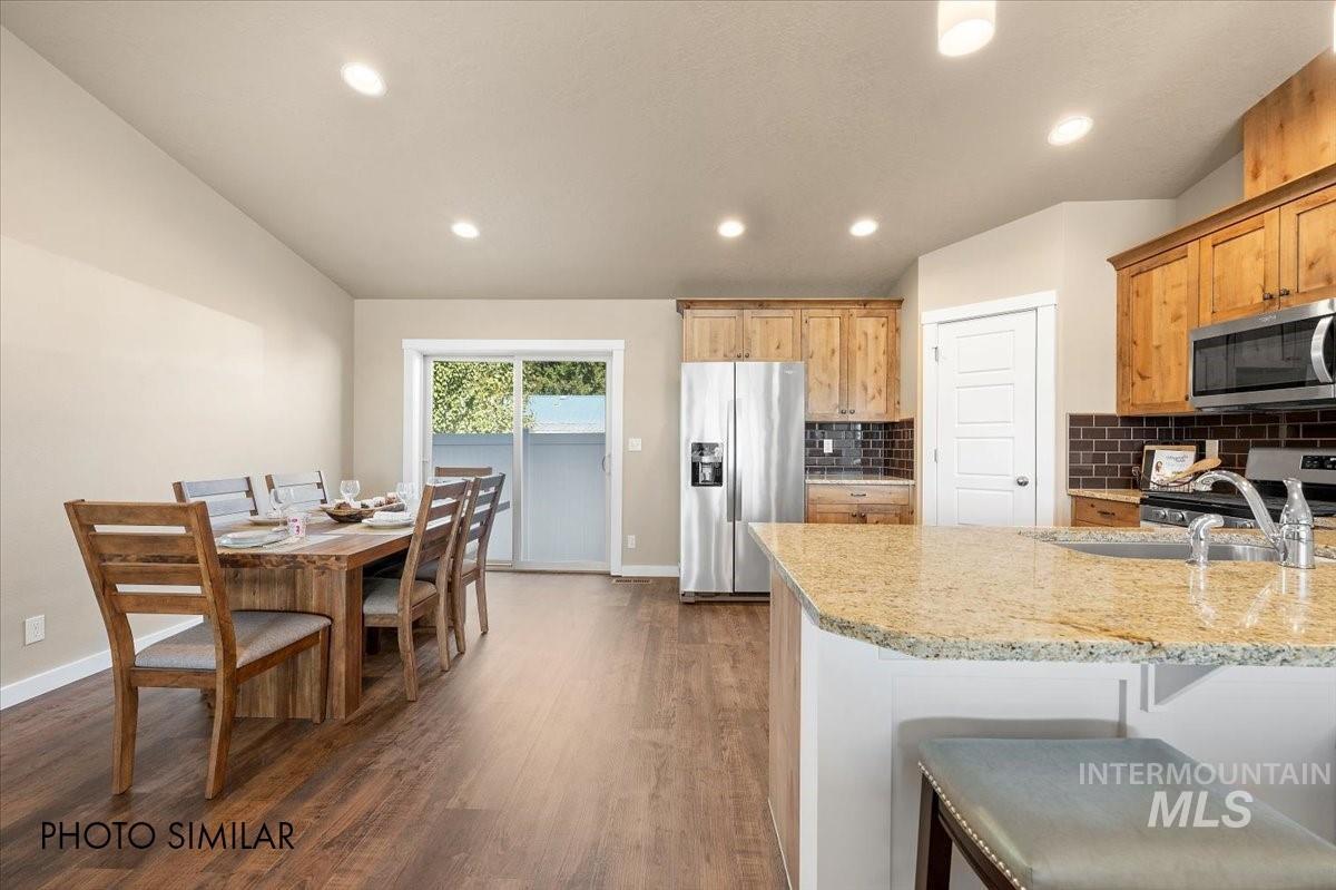 945 Twilight St, Weiser, Idaho 83672, 3 Bedrooms, 2 Bathrooms, Residential For Sale, Price $348,299,MLS 98970741