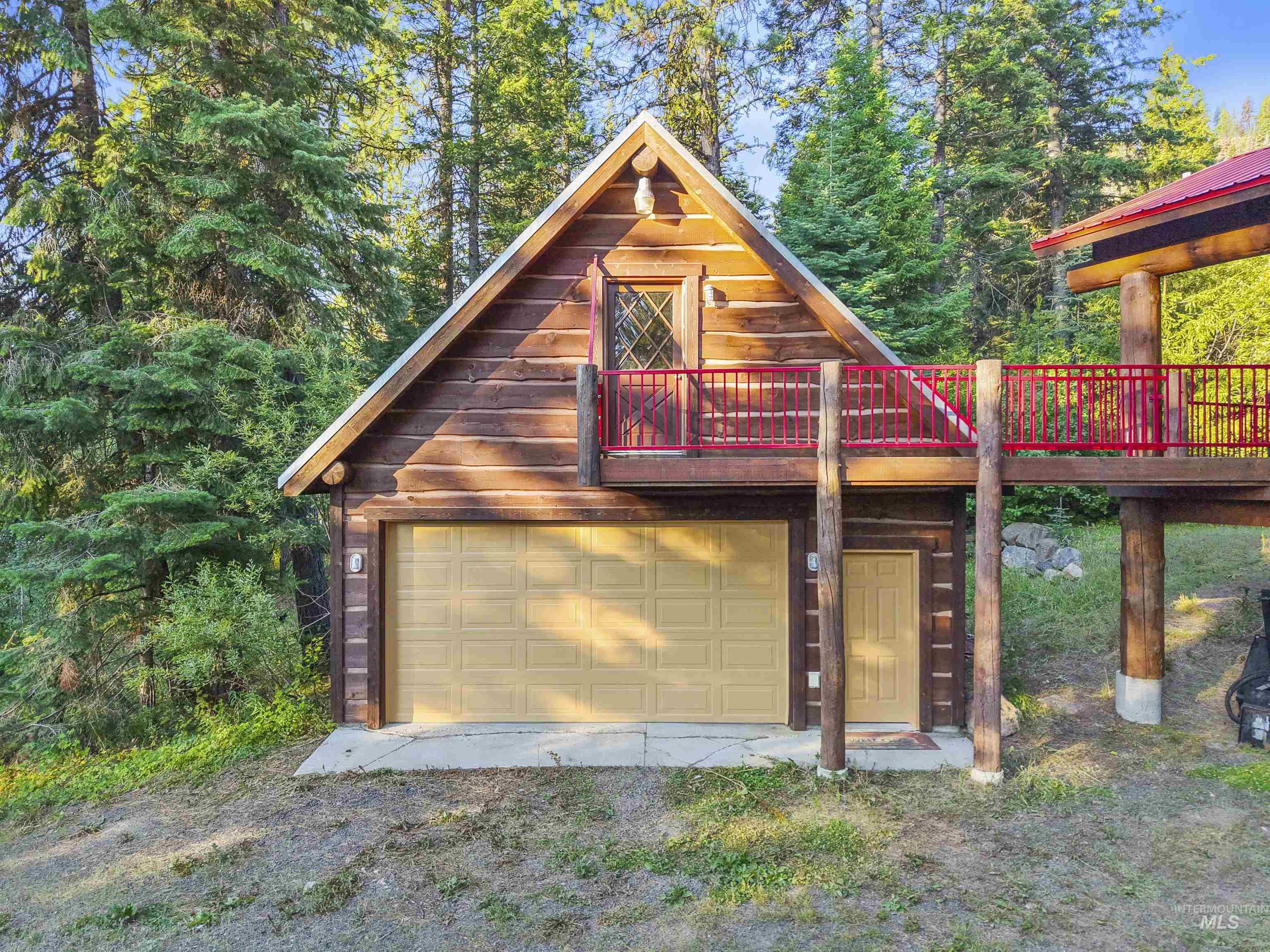 605 West Mountain Road, Cascade, Idaho 83611, 3 Bedrooms, 2 Bathrooms, Residential For Sale, Price $775,000,MLS 98970743