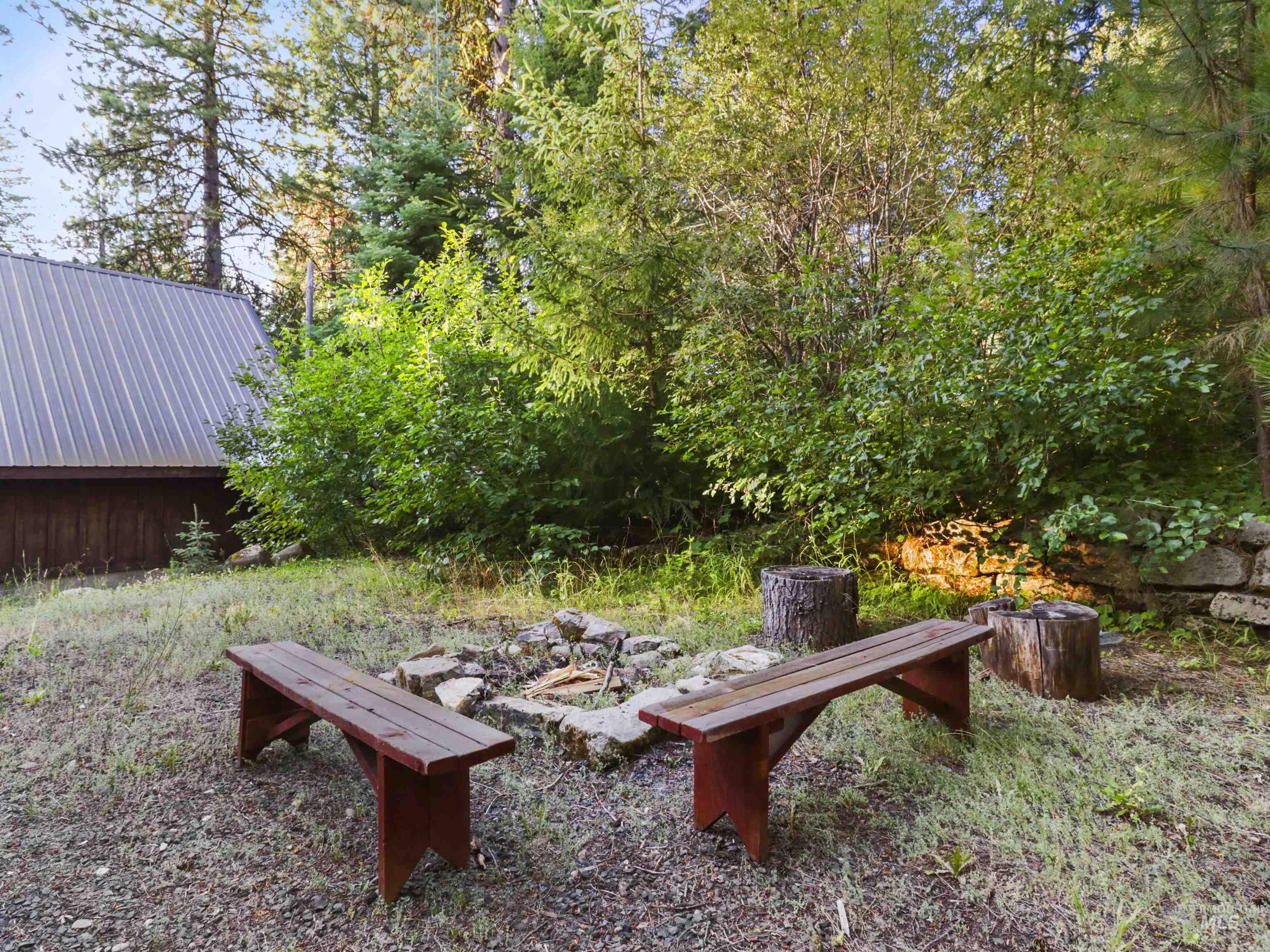 605 West Mountain Road, Cascade, Idaho 83611, 3 Bedrooms, 2 Bathrooms, Residential For Sale, Price $775,000,MLS 98970743