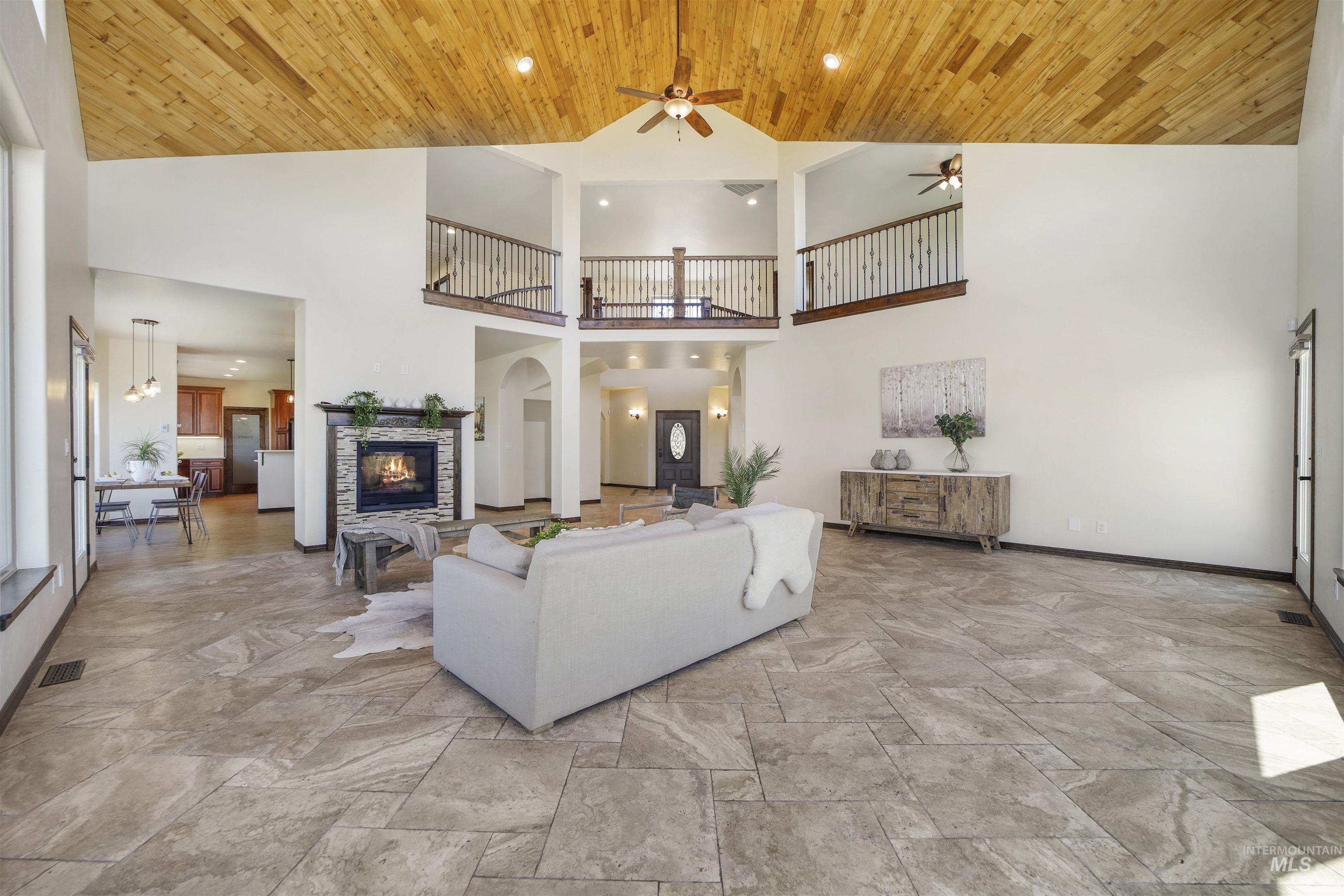 4187 Creek Mesa Dr, Twin Falls, Idaho 83301, 4 Bedrooms, 3.5 Bathrooms, Residential For Sale, Price $1,550,000, 98970747