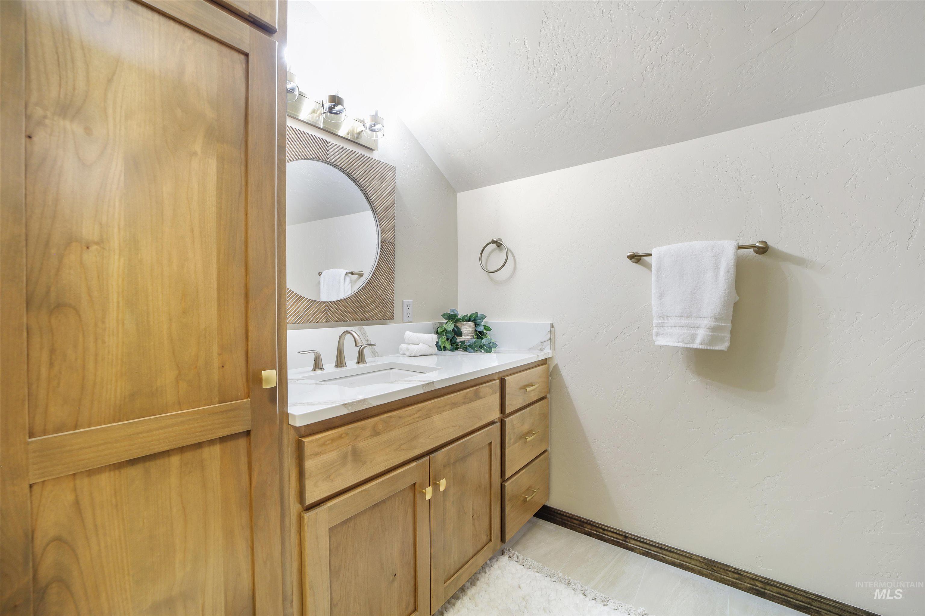 4187 Creek Mesa Dr, Twin Falls, Idaho 83301, 4 Bedrooms, 3.5 Bathrooms, Residential For Sale, Price $1,550,000, 98970747