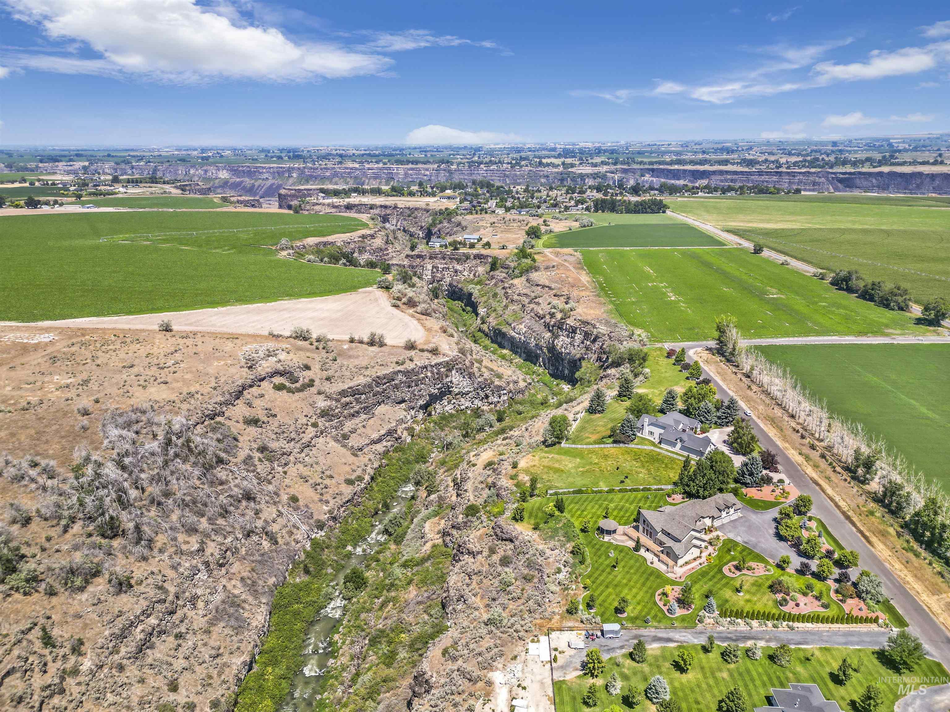 4187 Creek Mesa Dr, Twin Falls, Idaho 83301, 4 Bedrooms, 3.5 Bathrooms, Residential For Sale, Price $1,550,000, 98970747