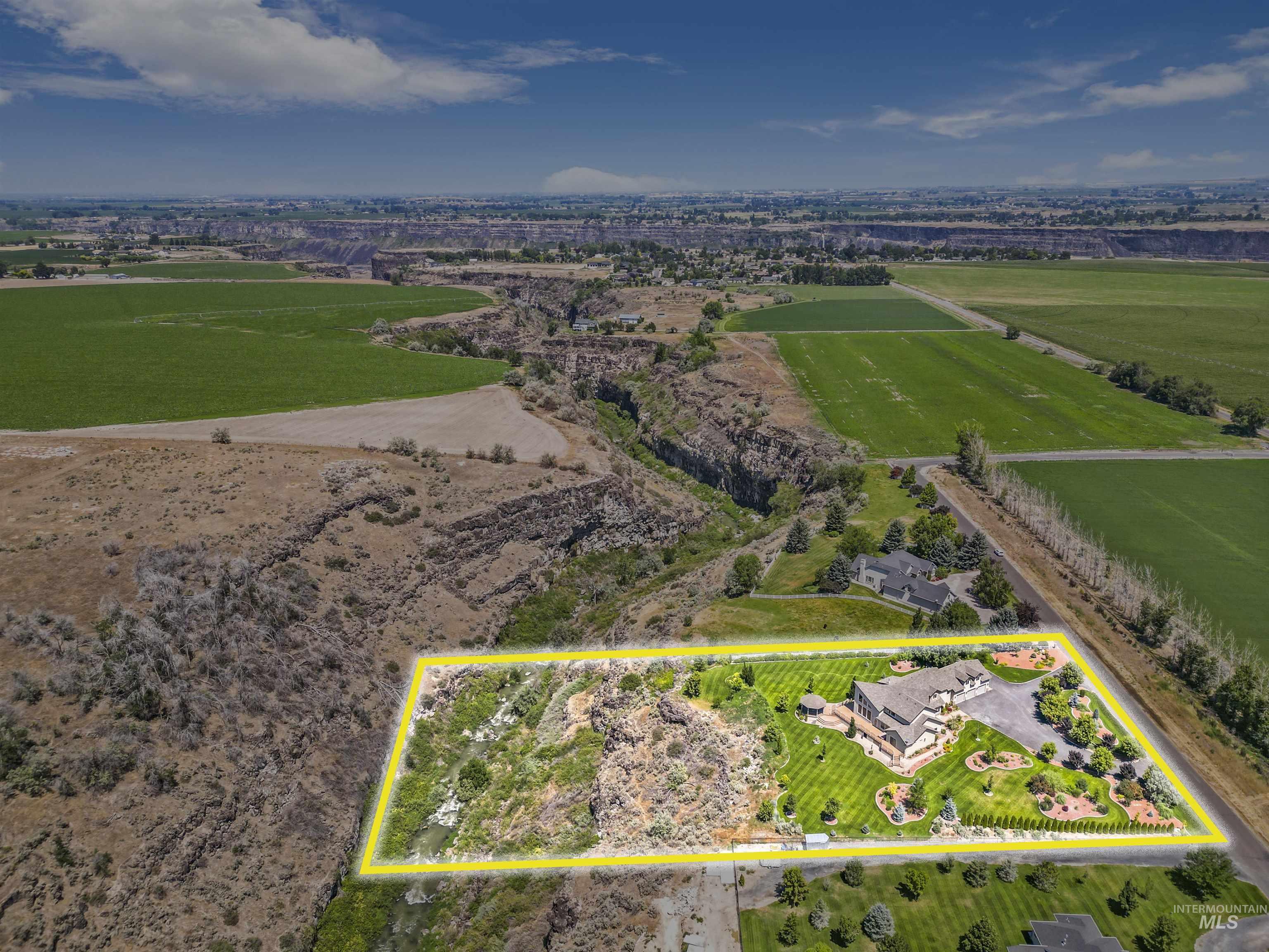 4187 Creek Mesa Dr, Twin Falls, Idaho 83301, 4 Bedrooms, 3.5 Bathrooms, Residential For Sale, Price $1,550,000, 98970747