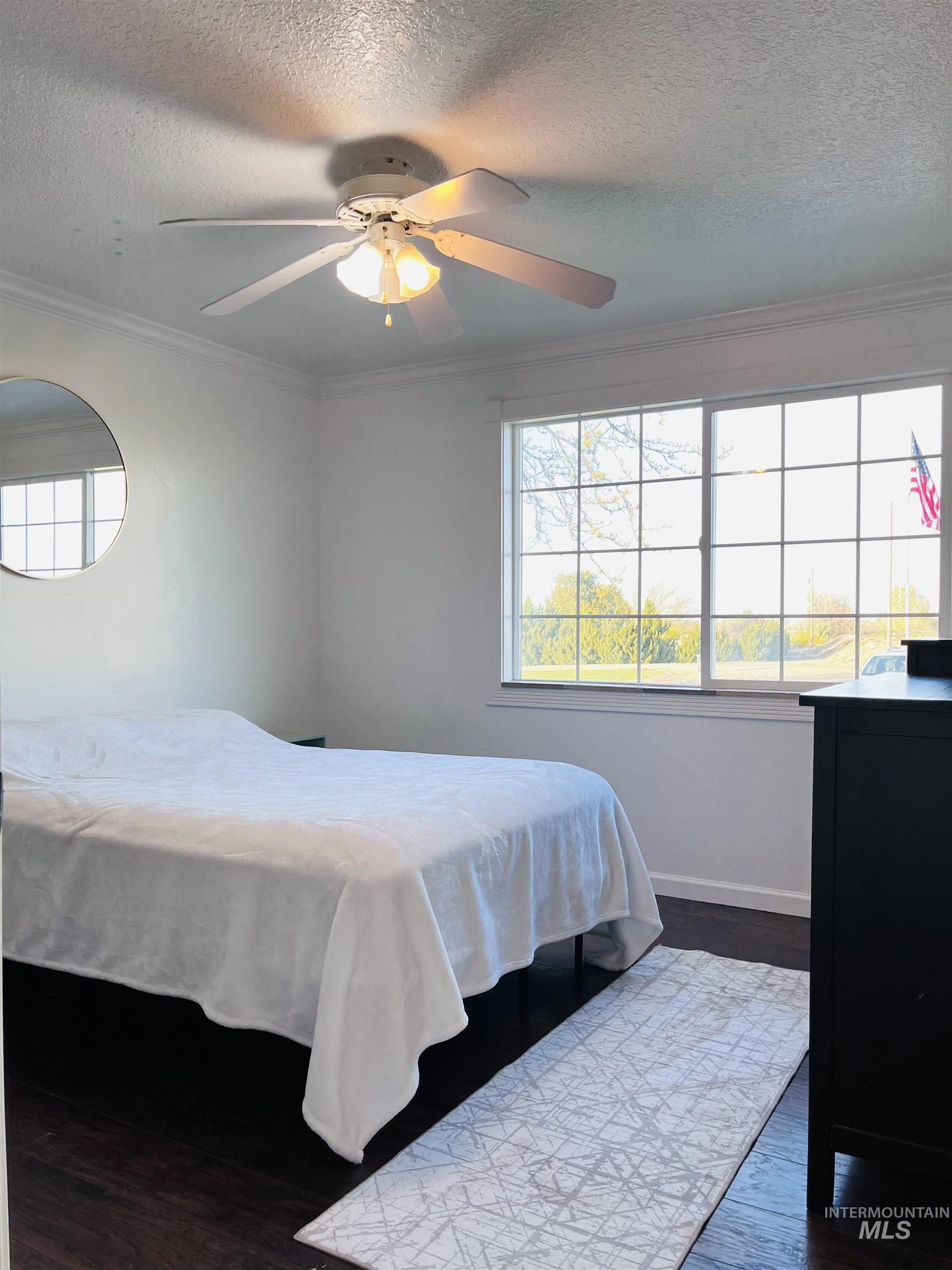 627 Sugar Ave, Ontario, Oregon 97914, 5 Bedrooms, 3 Bathrooms, Residential For Sale, Price $549,000,MLS 98970748