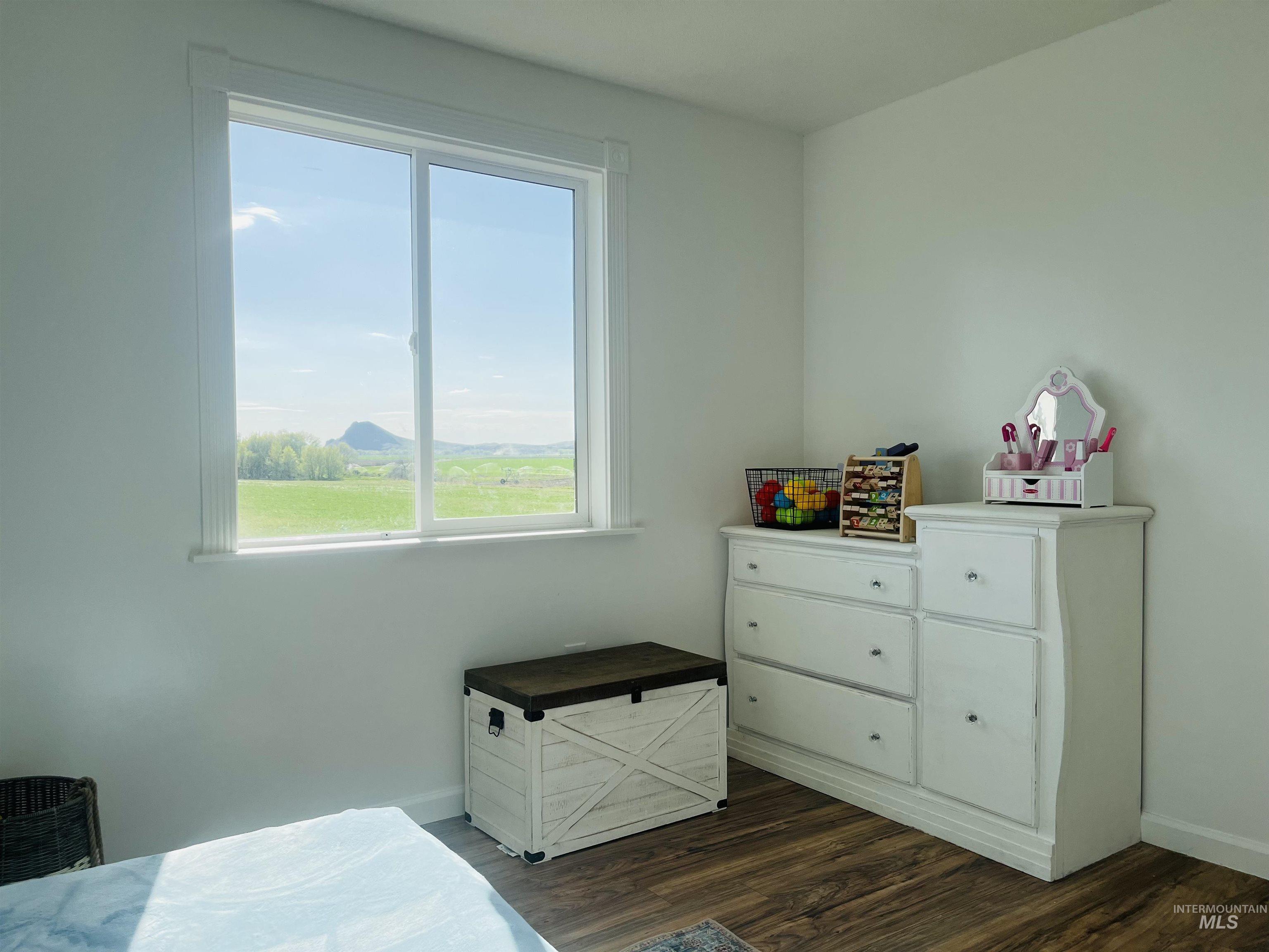 627 Sugar Ave, Ontario, Oregon 97914, 5 Bedrooms, 3 Bathrooms, Residential For Sale, Price $549,000,MLS 98970748