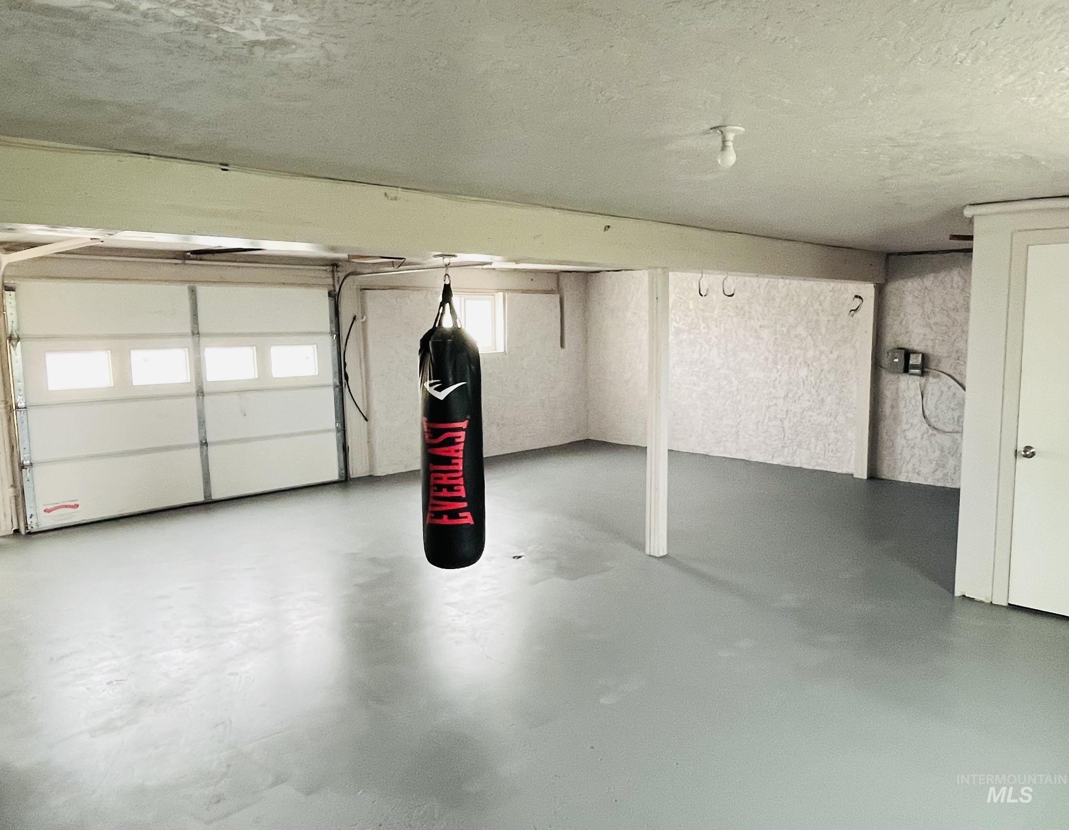 627 Sugar Ave, Ontario, Oregon 97914, 5 Bedrooms, 3 Bathrooms, Residential For Sale, Price $549,000,MLS 98970748