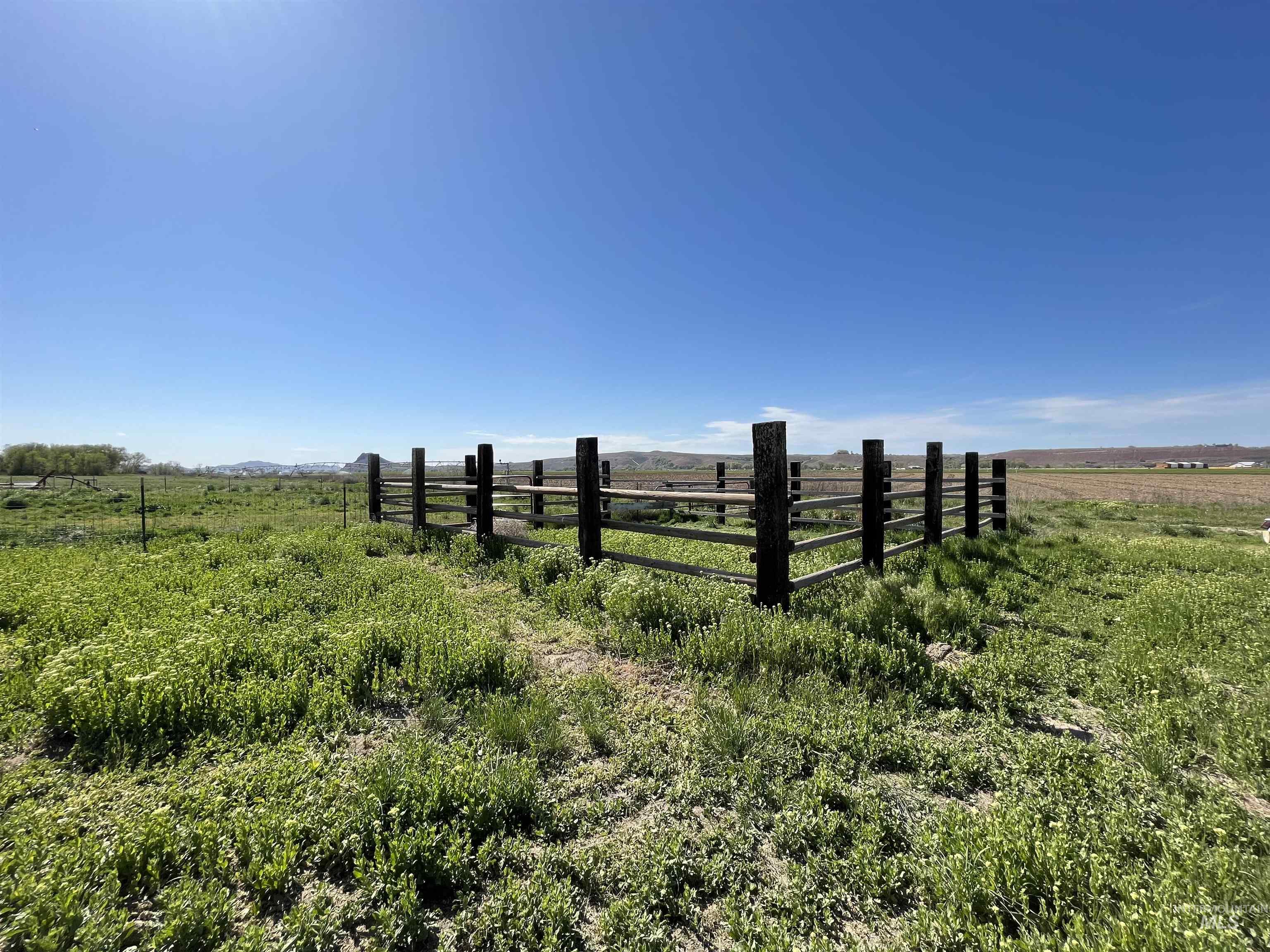 627 Sugar Ave, Ontario, Oregon 97914, 5 Bedrooms, 3 Bathrooms, Residential For Sale, Price $549,000,MLS 98970748