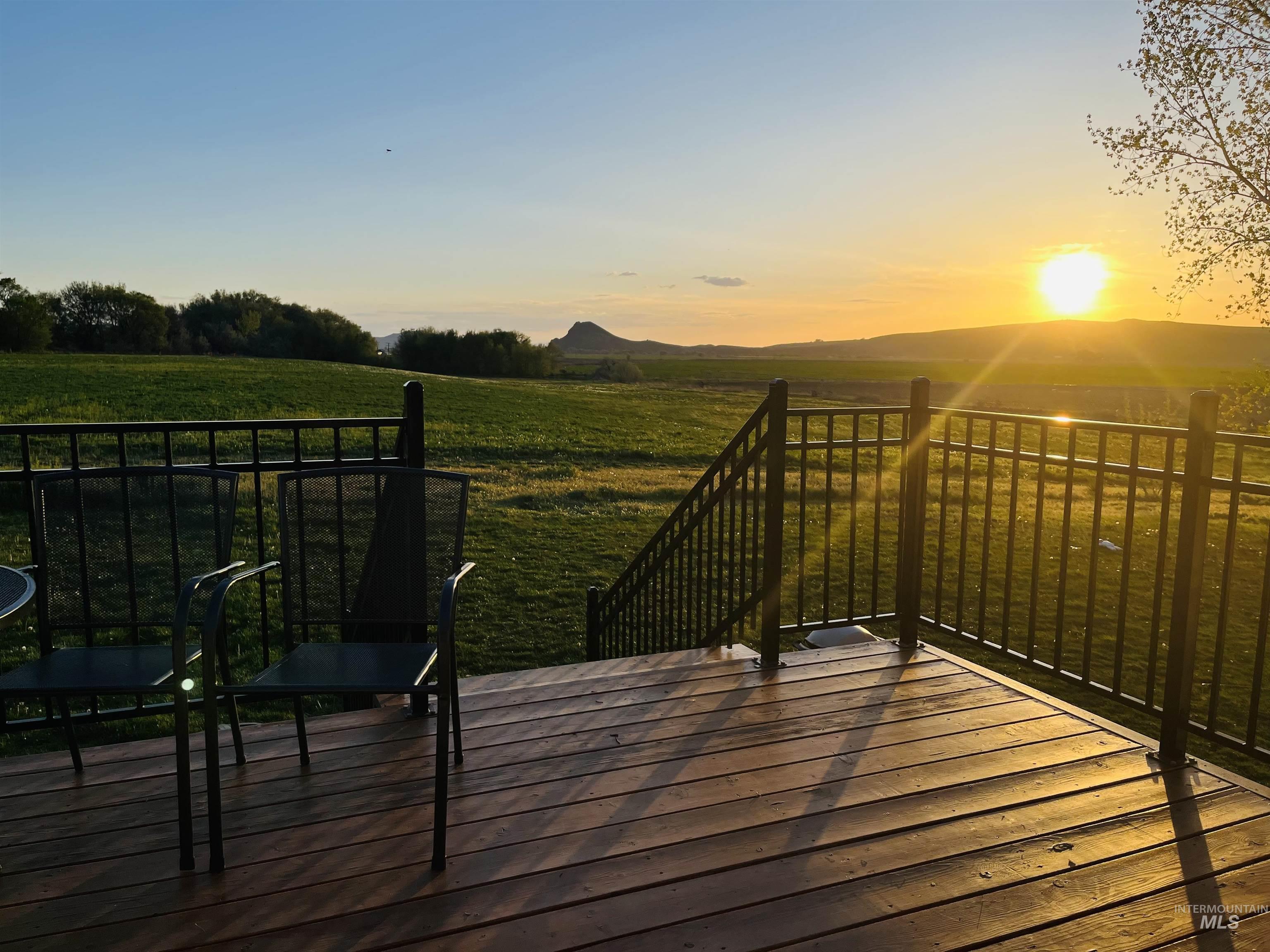 627 Sugar Ave, Ontario, Oregon 97914, 5 Bedrooms, 3 Bathrooms, Residential For Sale, Price $549,000,MLS 98970748