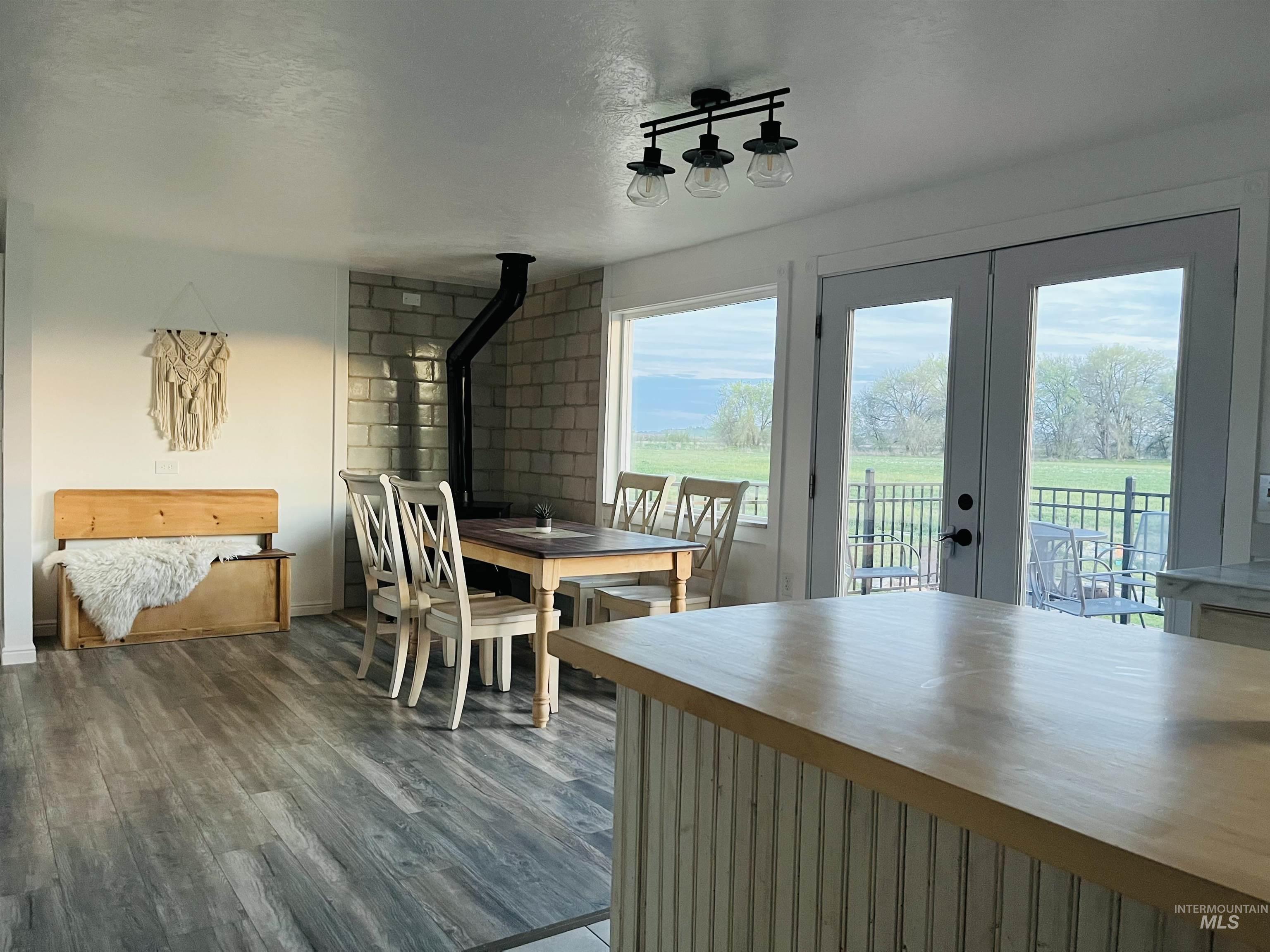 627 Sugar Ave, Ontario, Oregon 97914, 5 Bedrooms, 3 Bathrooms, Residential For Sale, Price $549,000,MLS 98970748