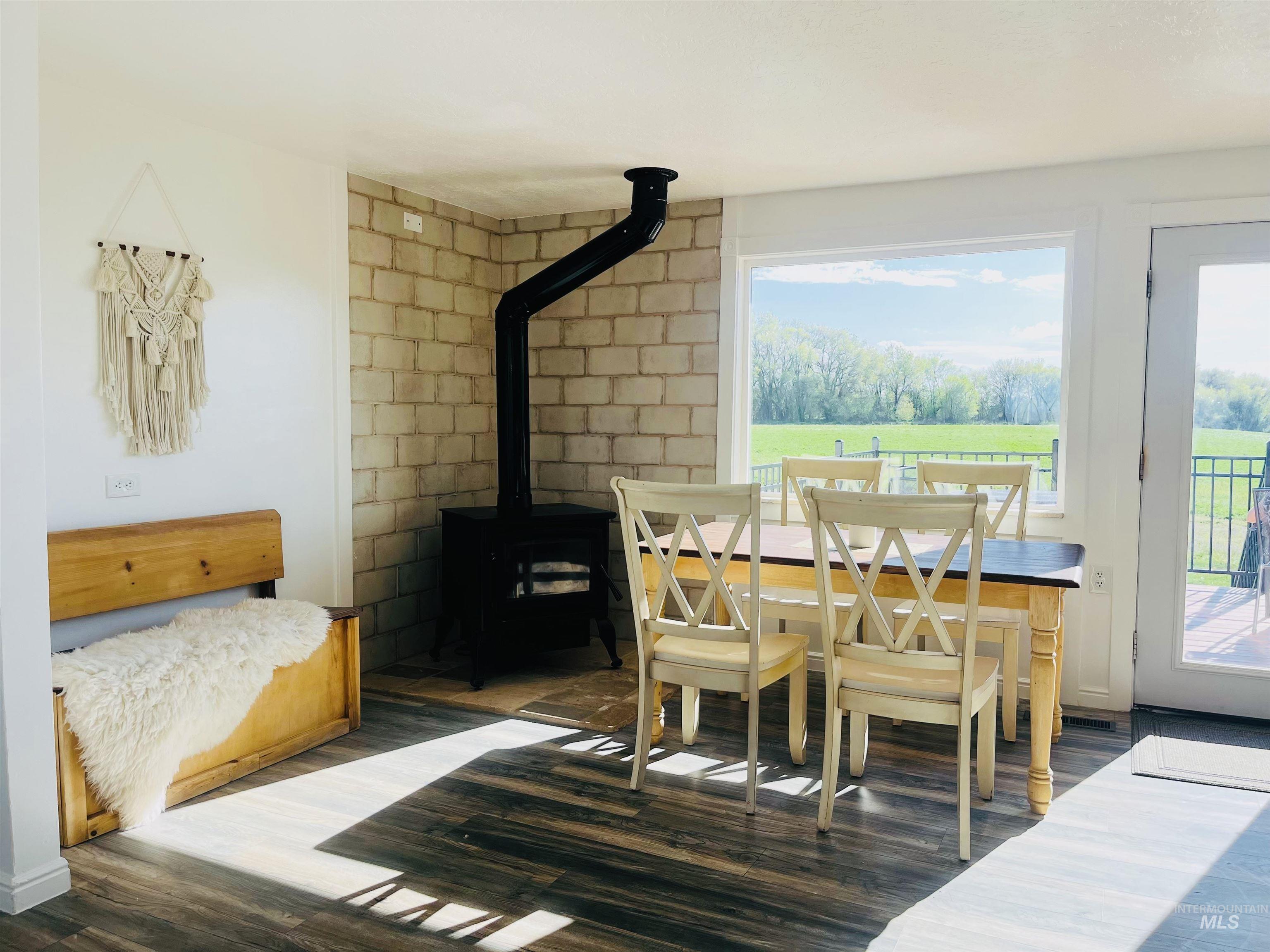 627 Sugar Ave, Ontario, Oregon 97914, 5 Bedrooms, 3 Bathrooms, Residential For Sale, Price $549,000,MLS 98970748