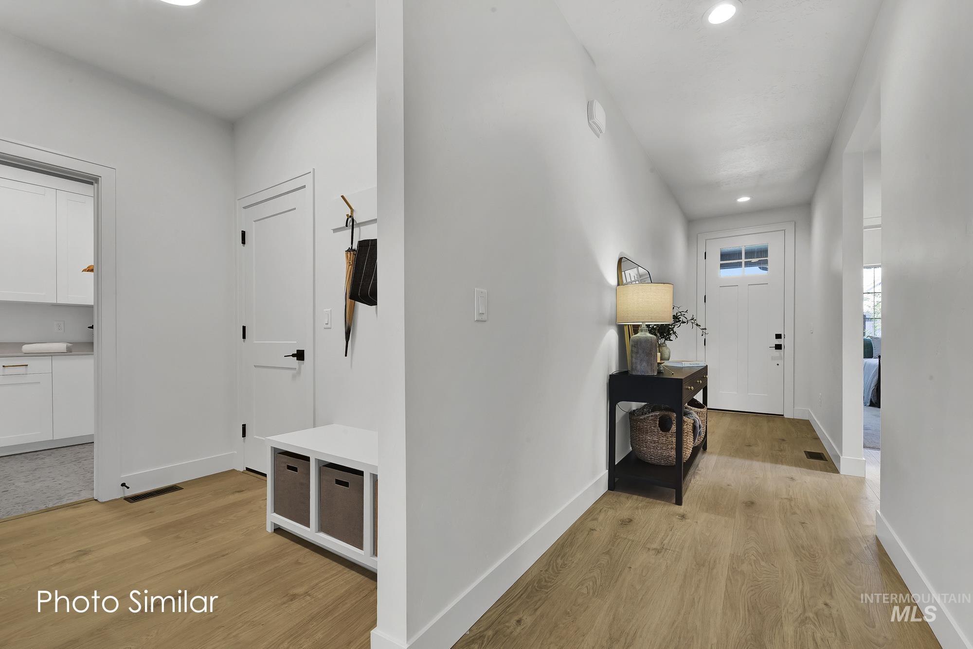 9701 W Snow Wolf Ln, Star, Idaho 83669, 3 Bedrooms, 2 Bathrooms, Residential For Sale, Price $709,900,MLS 98970750