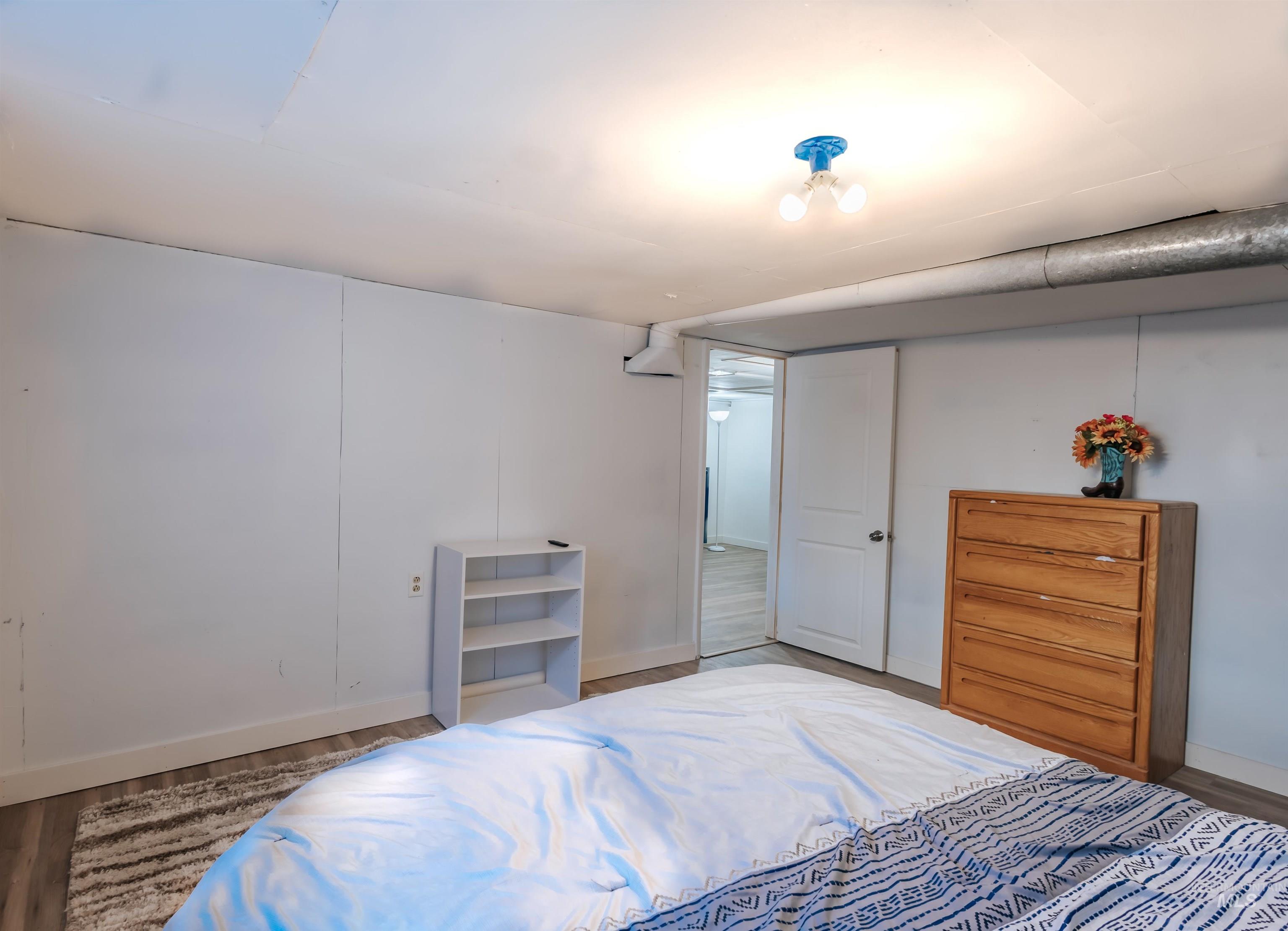 713 8th Ave N, Buhl, Idaho 83316, 5 Bedrooms, 2 Bathrooms, Residential For Sale, Price $299,999,MLS 98970751