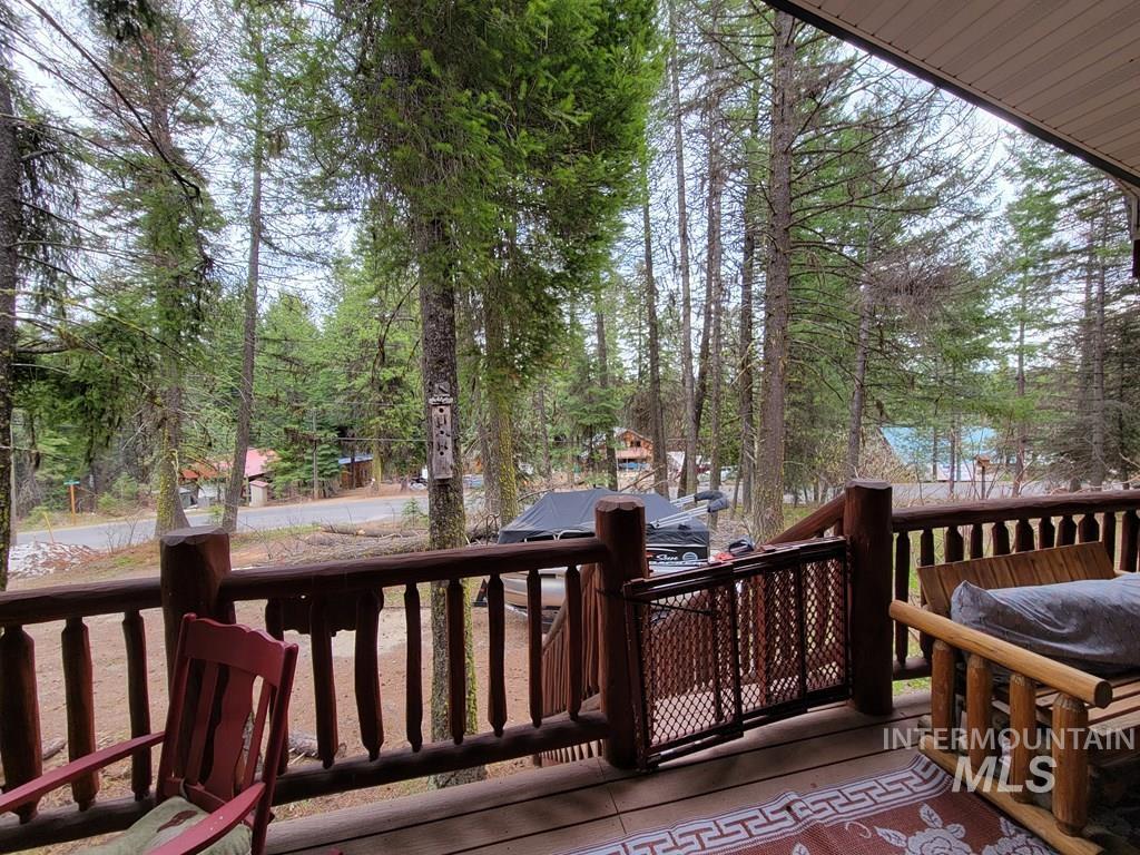617 West Mountain Rd, Cascade, Idaho 83611, 2 Bedrooms, 2 Bathrooms, Residential For Sale, Price $529,900,MLS 98970754