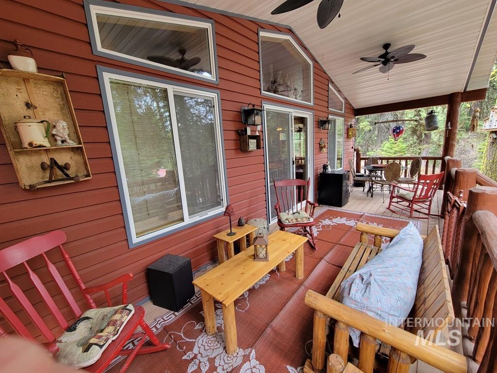 617 West Mountain Rd, Cascade, Idaho 83611, 2 Bedrooms, 2 Bathrooms, Residential For Sale, Price $529,900,MLS 98970754