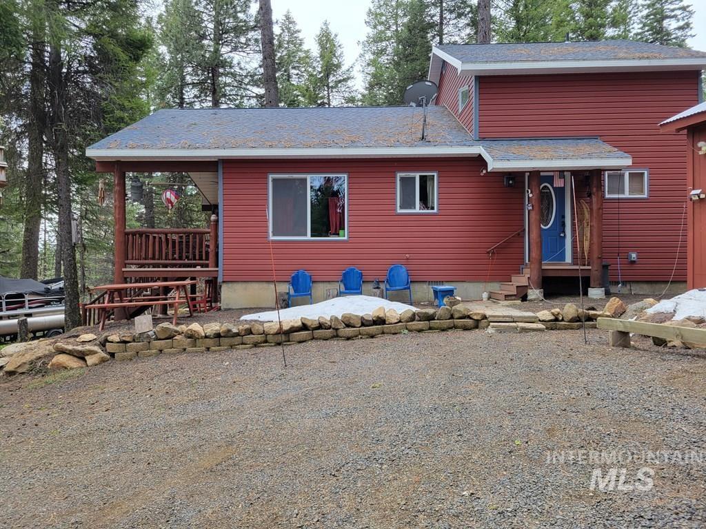 617 West Mountain Rd, Cascade, Idaho 83611, 2 Bedrooms, 2 Bathrooms, Residential For Sale, Price $529,900,MLS 98970754