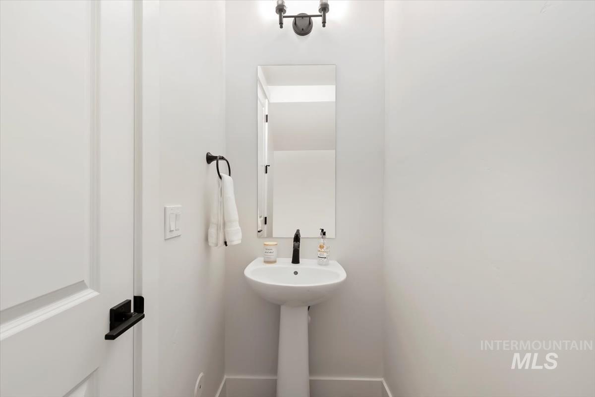 View of half bathroom