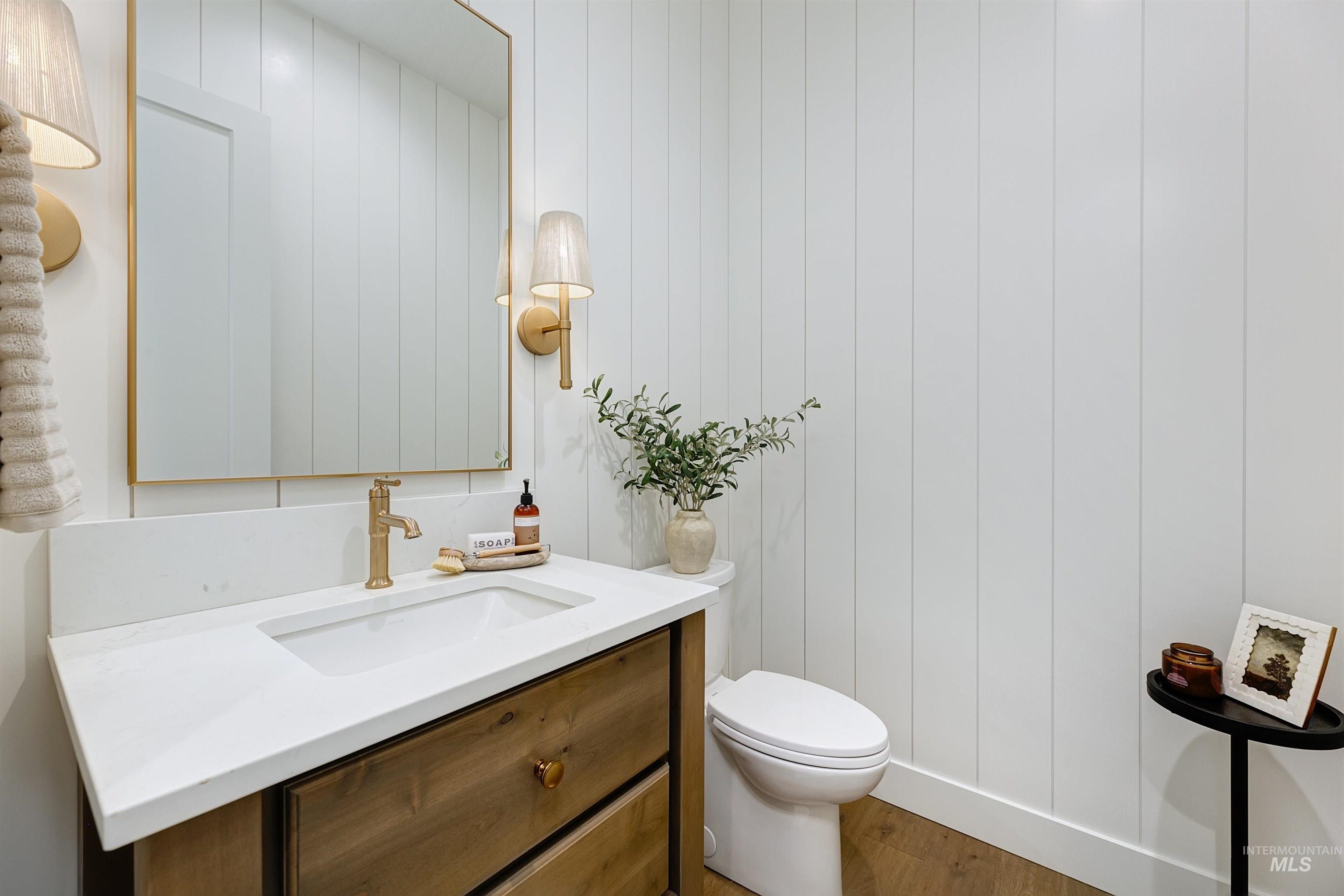 5641 W Haughburn Dr, Eagle, Idaho 83616-1444, 3 Bedrooms, 2.5 Bathrooms, Residential For Sale, Price $1,250,000,MLS 98970766