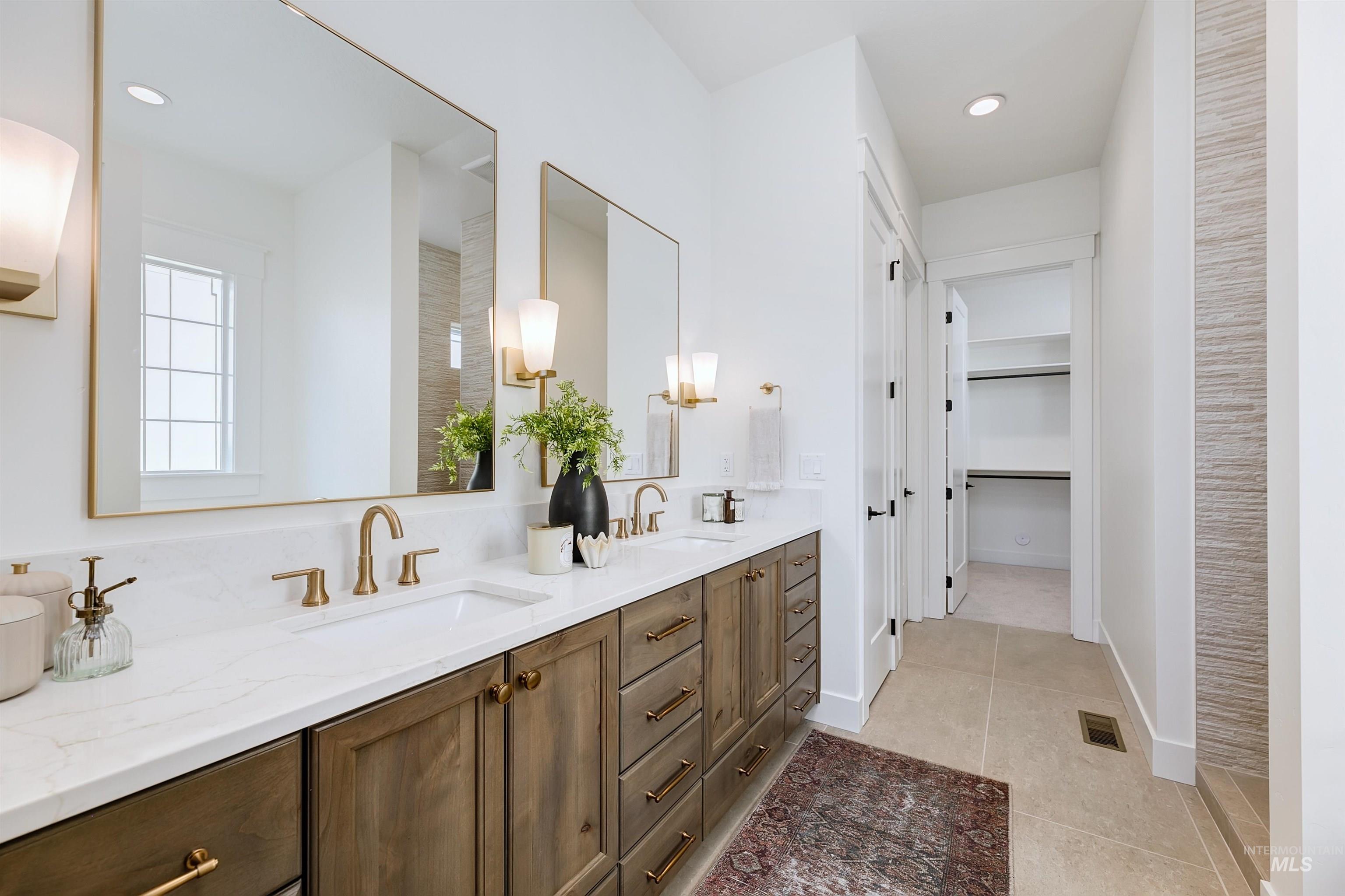 5641 W Haughburn Dr, Eagle, Idaho 83616-1444, 3 Bedrooms, 2.5 Bathrooms, Residential For Sale, Price $1,250,000,MLS 98970766