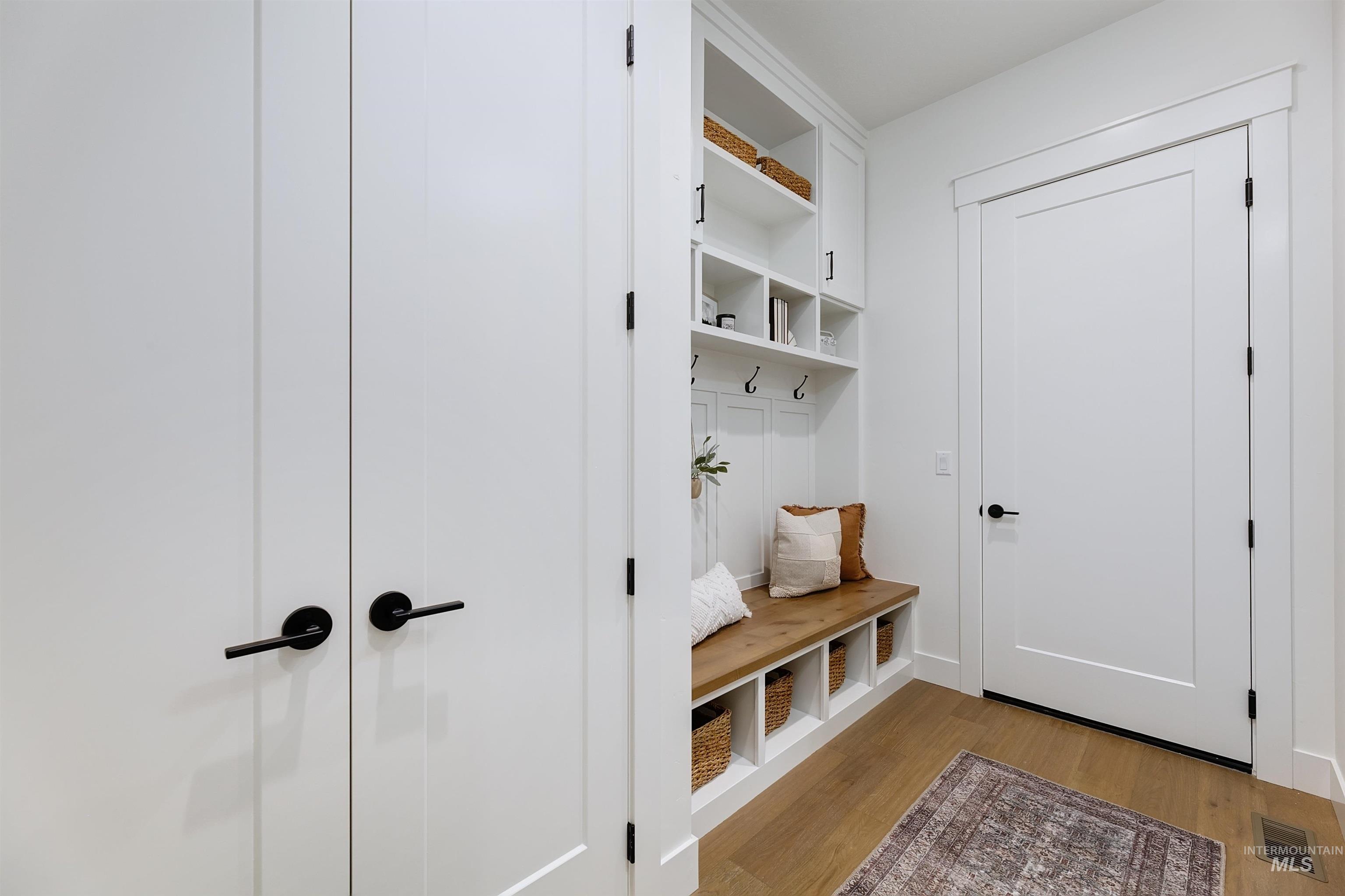 5641 W Haughburn Dr, Eagle, Idaho 83616-1444, 3 Bedrooms, 2.5 Bathrooms, Residential For Sale, Price $1,250,000,MLS 98970766