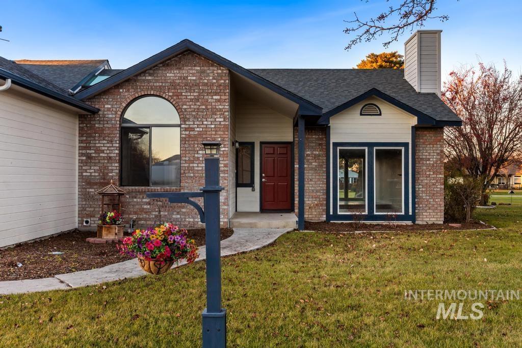 3684 W Stanwich Dr, Meridian, Idaho 83646, 4 Bedrooms, 3 Bathrooms, Residential For Sale, Price $549,000,MLS 98970768