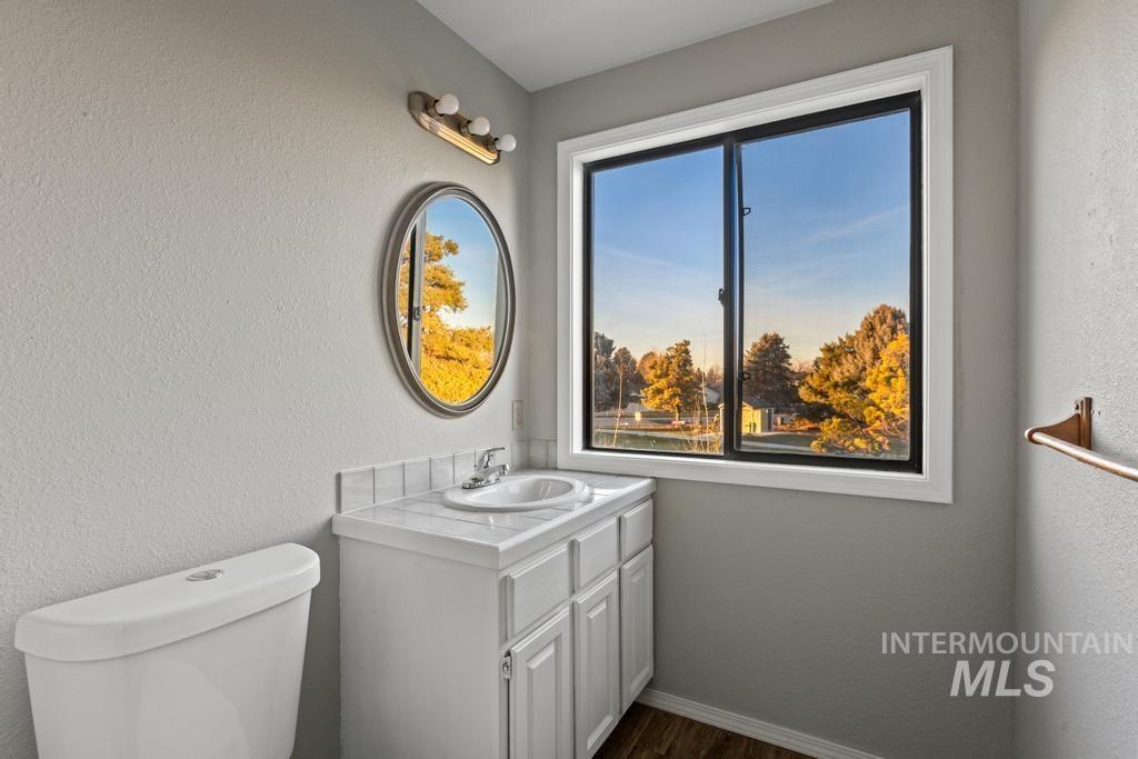 3684 W Stanwich Dr, Meridian, Idaho 83646, 4 Bedrooms, 3 Bathrooms, Residential For Sale, Price $549,000,MLS 98970768