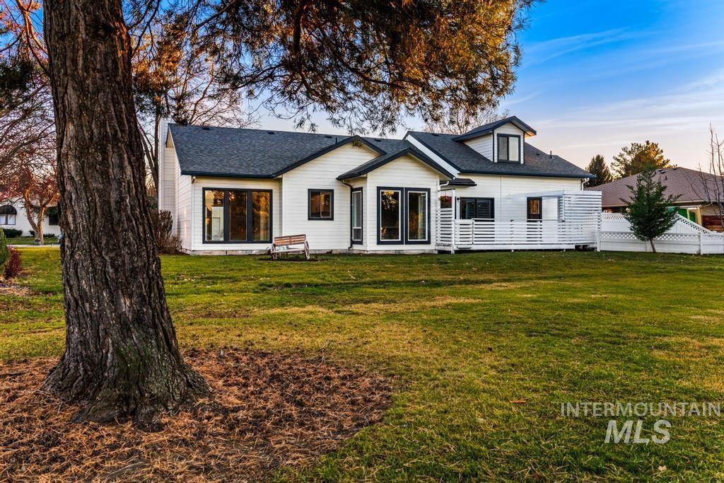 3684 W Stanwich Dr, Meridian, Idaho 83646, 4 Bedrooms, 3 Bathrooms, Residential For Sale, Price $549,000,MLS 98970768