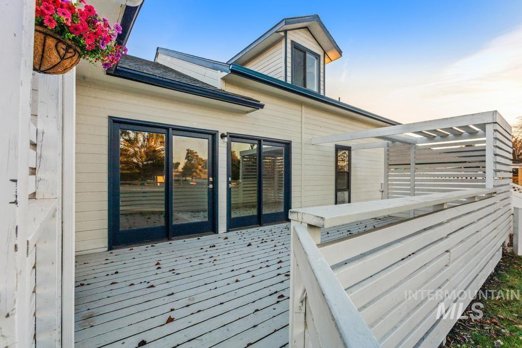 3684 W Stanwich Dr, Meridian, Idaho 83646, 4 Bedrooms, 3 Bathrooms, Residential For Sale, Price $549,000,MLS 98970768